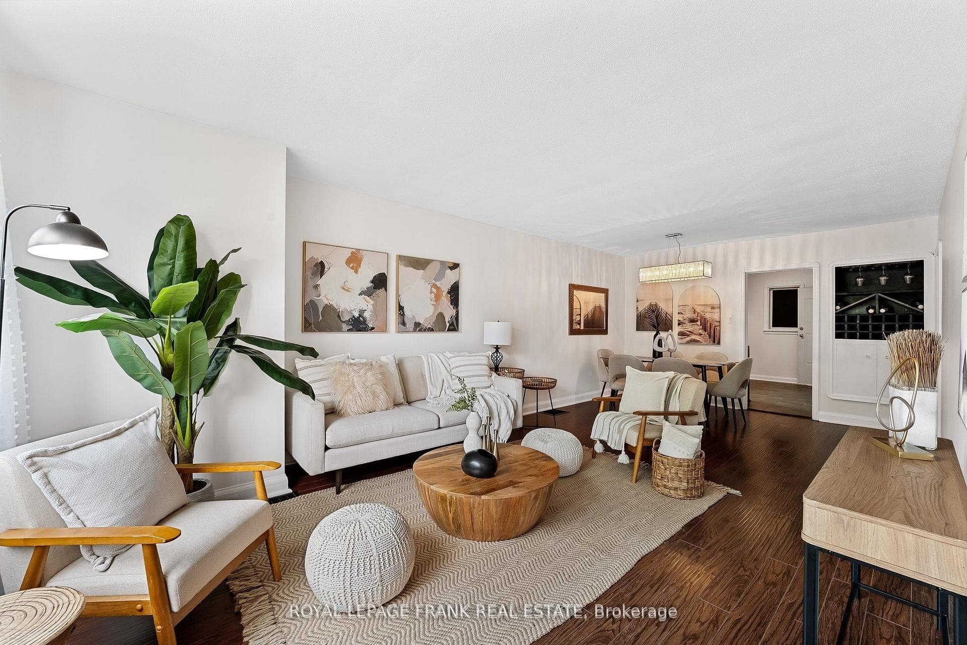 577 Grierson Street photo 5