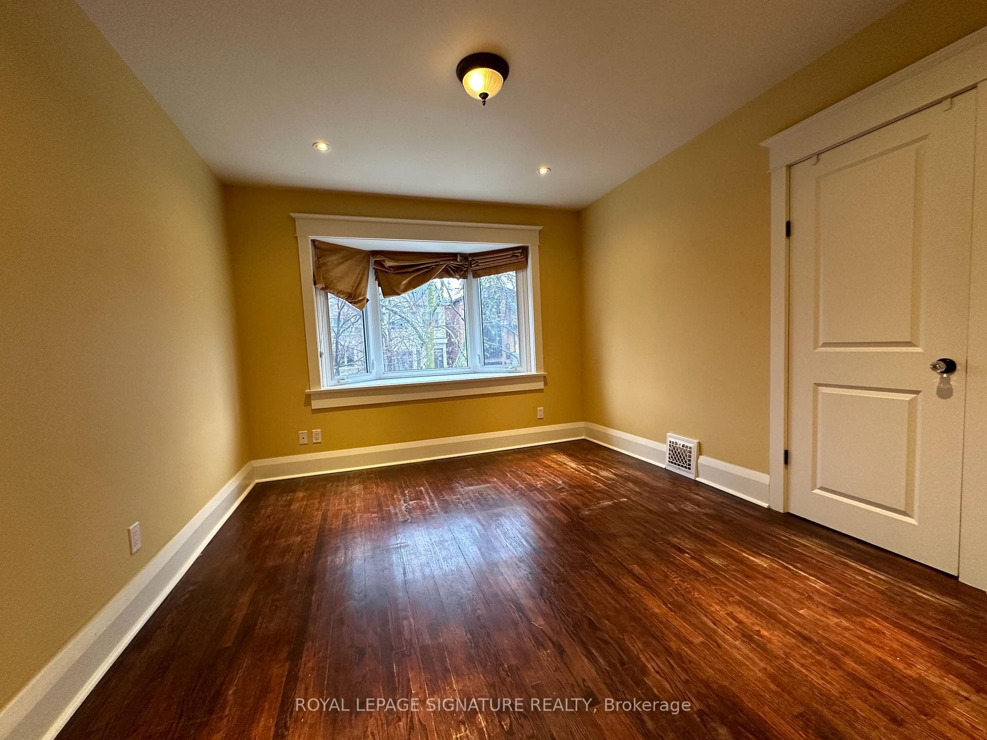 359 Balliol Street photo 10