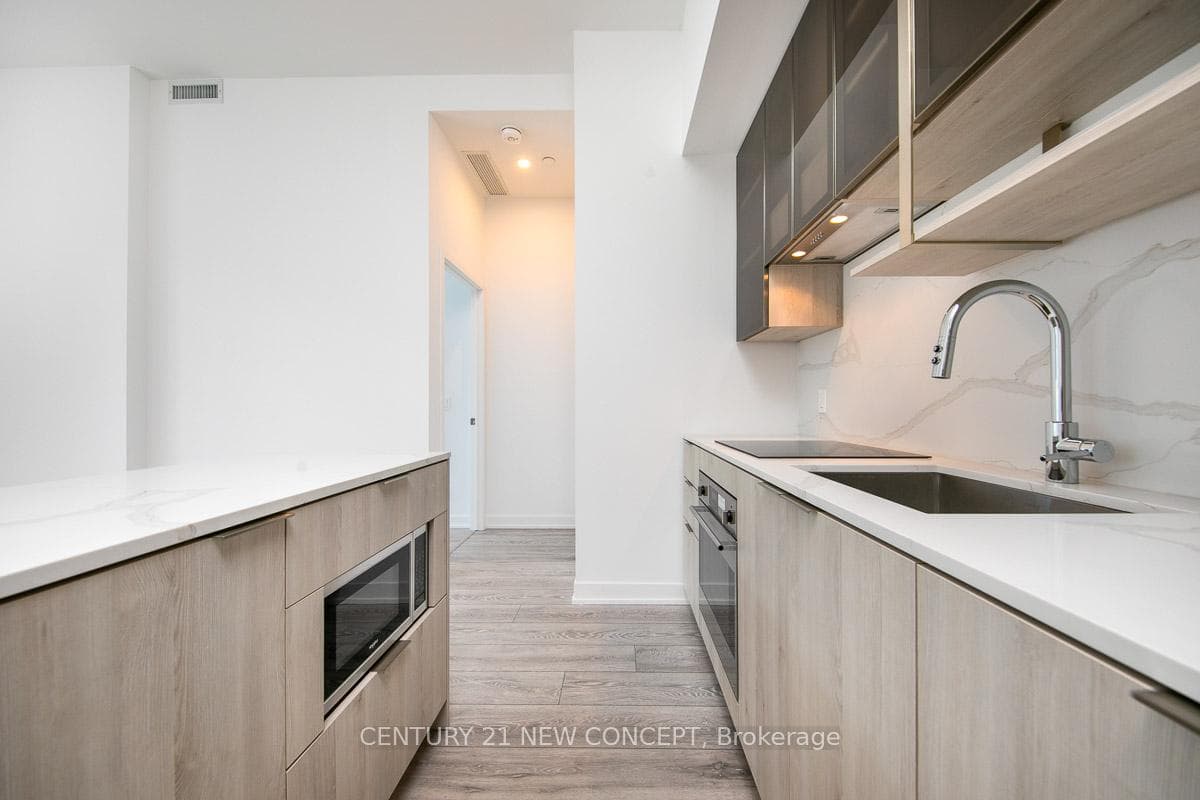 15 Holmes Avenue Unit 403 photo 6