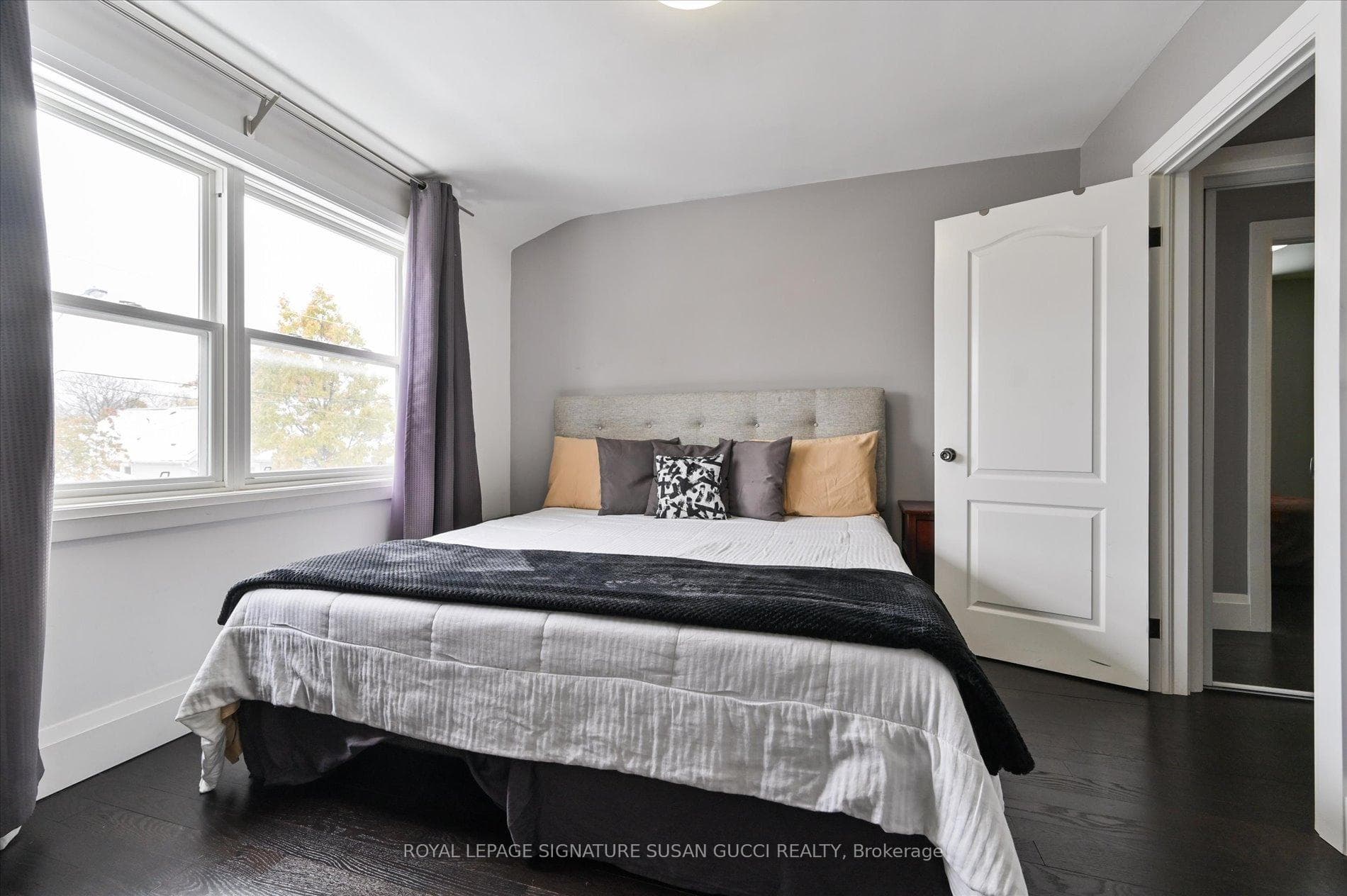 Front bedroom overlooks street