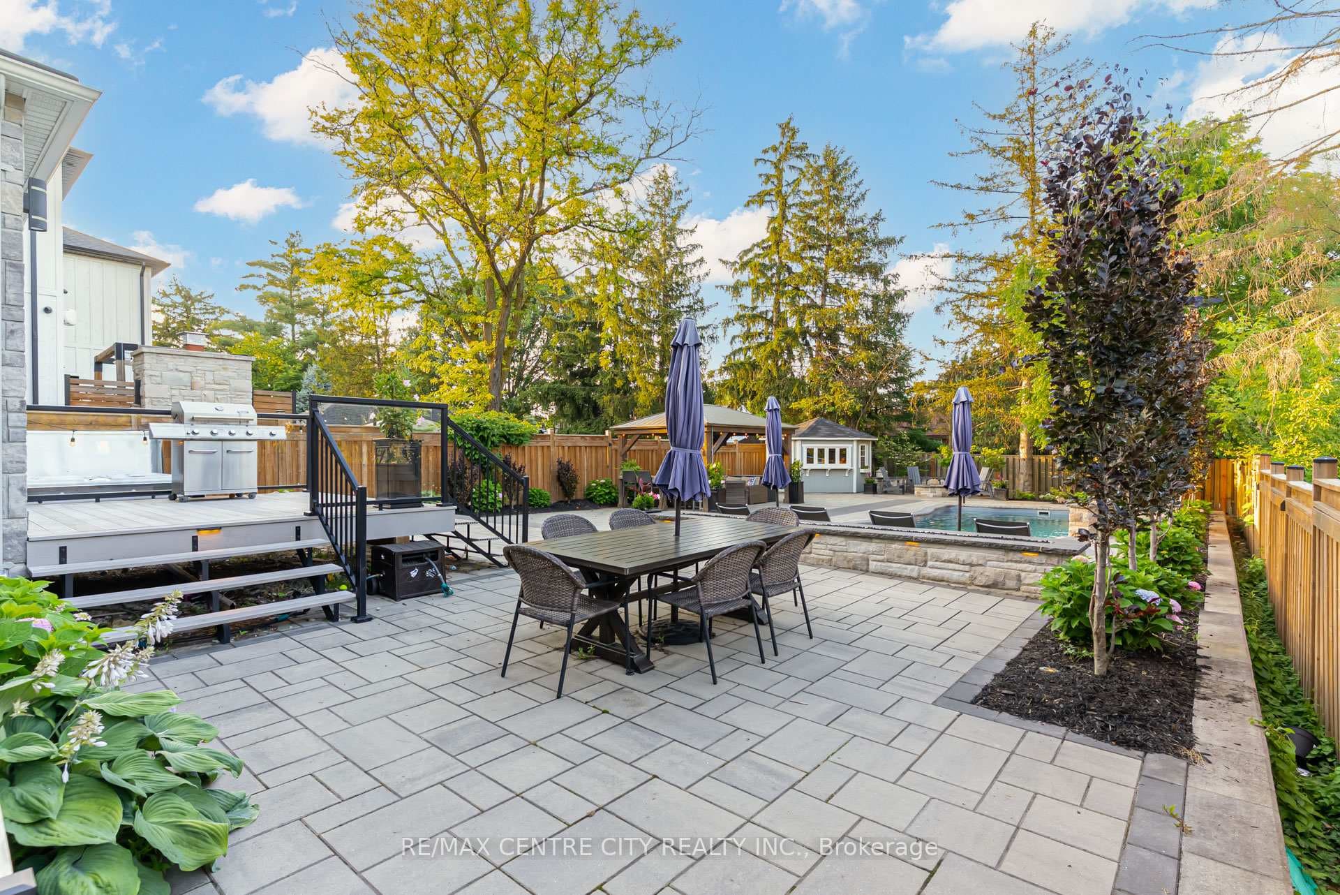 301 Martin Street photo 50