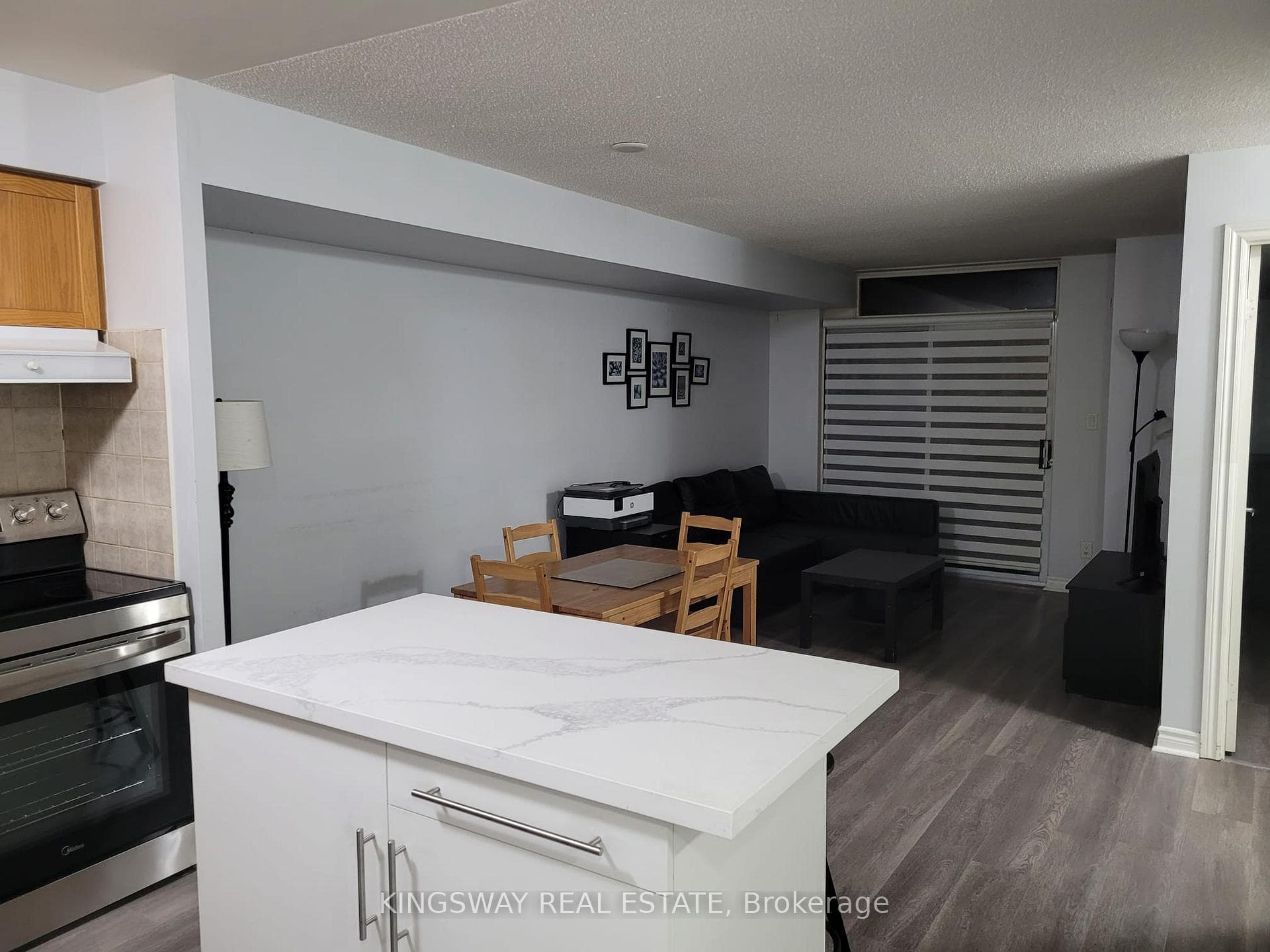 3880 Duke Of York Boulevard Unit 602 photo 5
