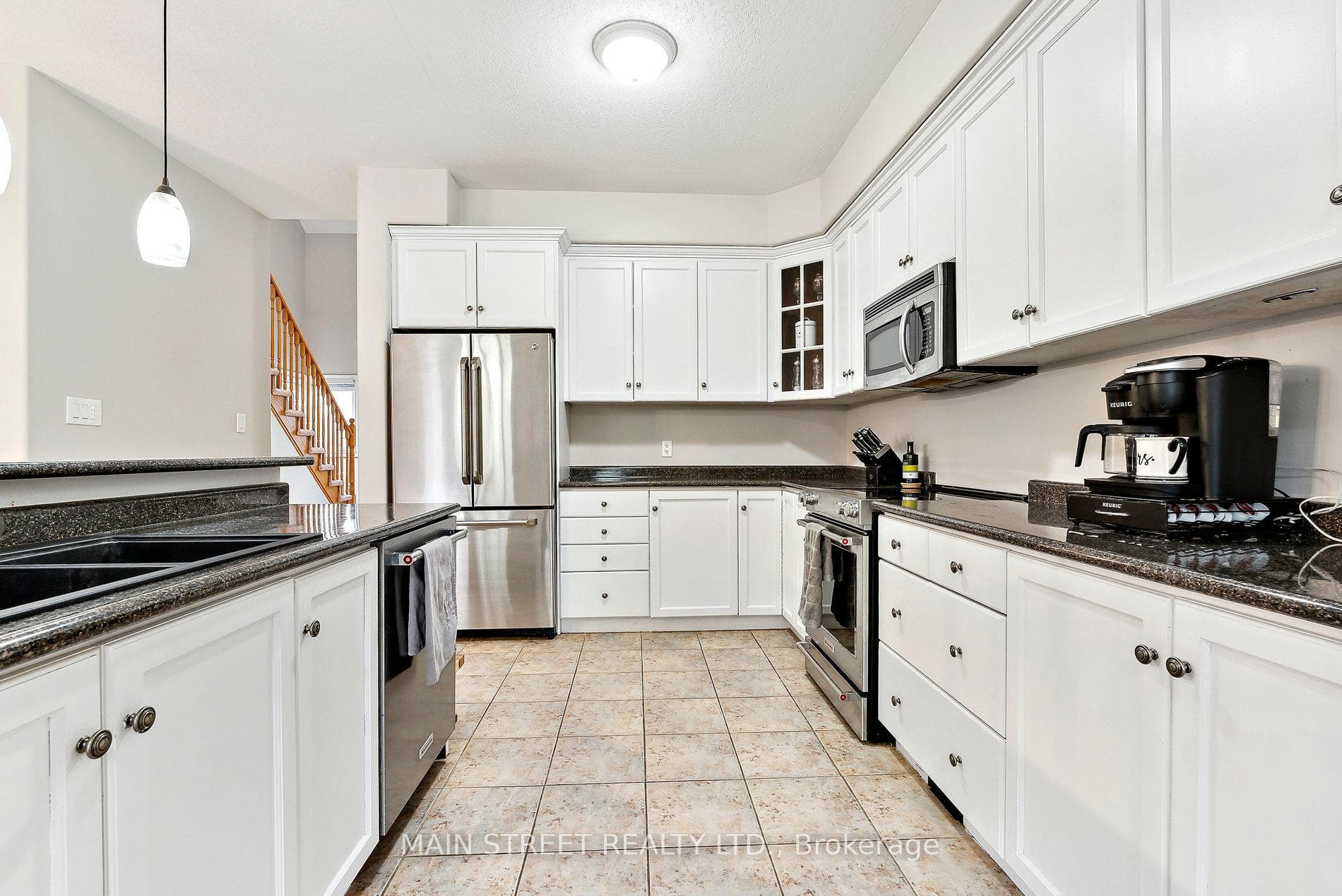 125 Huronia Road Unit 13 photo 8