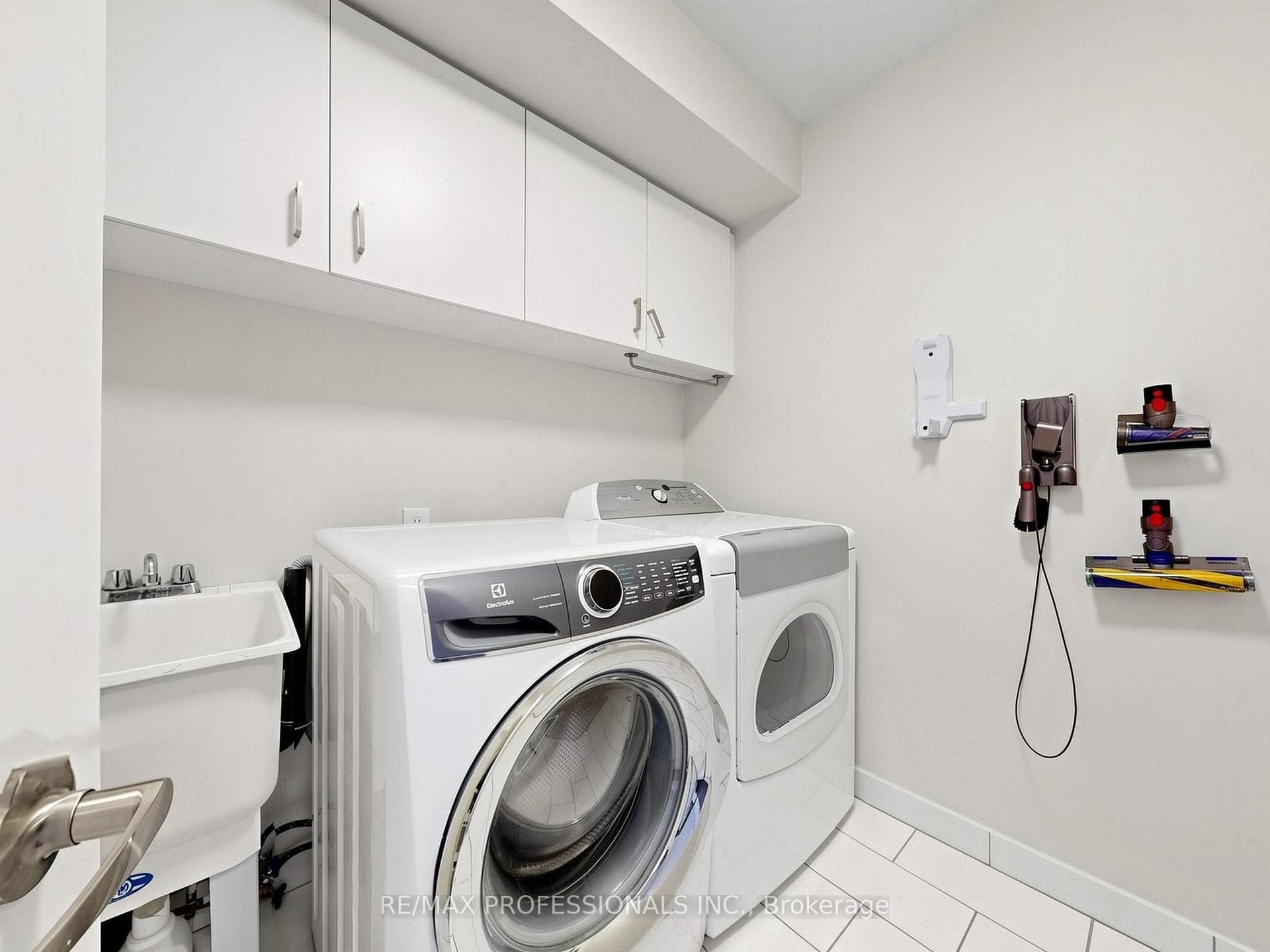 Second Floor - Laundry