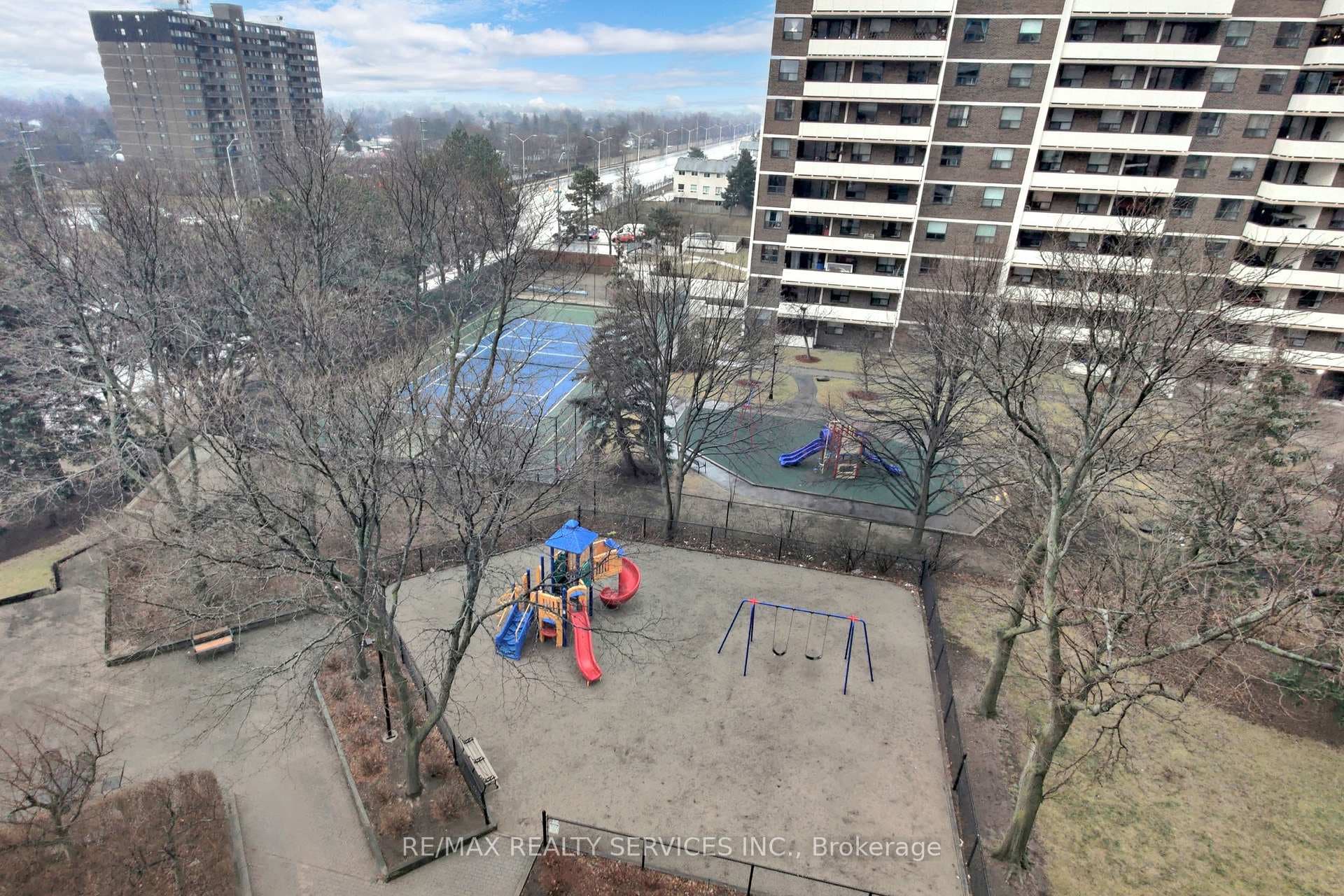 5 Lisa Street Unit 710 photo 30
