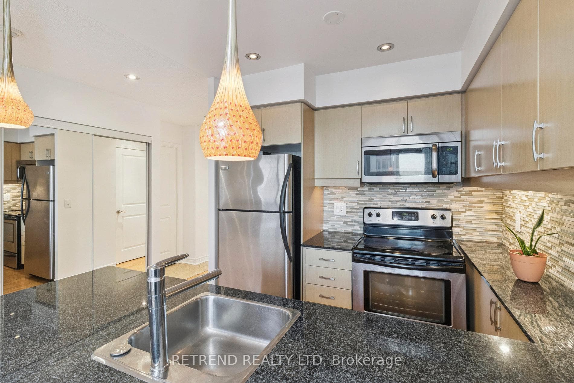 27 Rean Drive Unit 712 photo 22