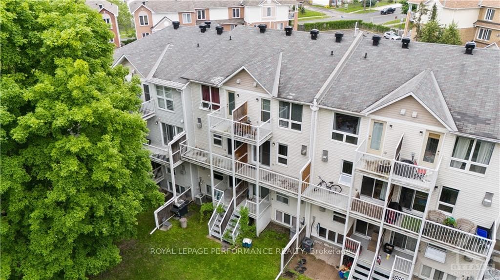 1668 LOCKSLEY Lane photo 19
