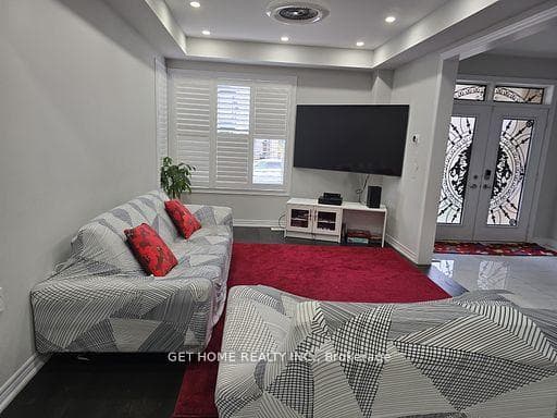 211 McPhail Avenue photo 12