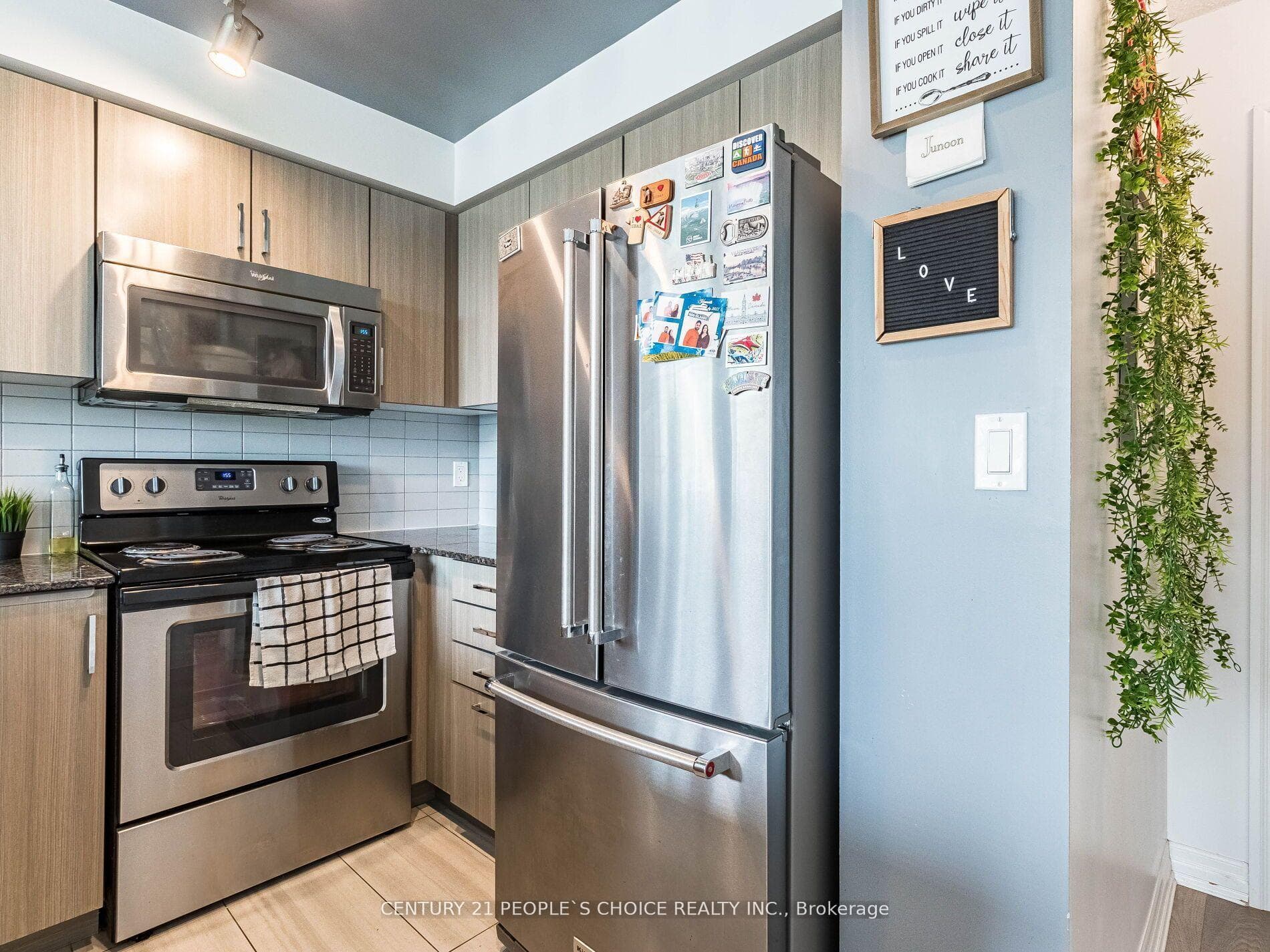 80 Esther Lorrie Drive Unit 219 photo 11