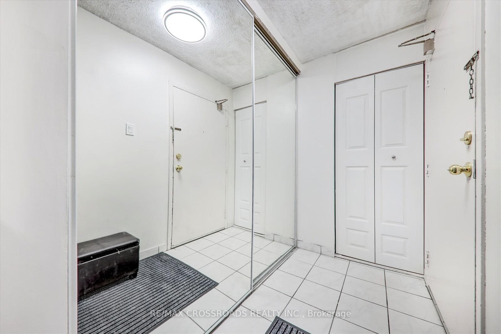 10 Tapscott Road Unit 409 photo 6