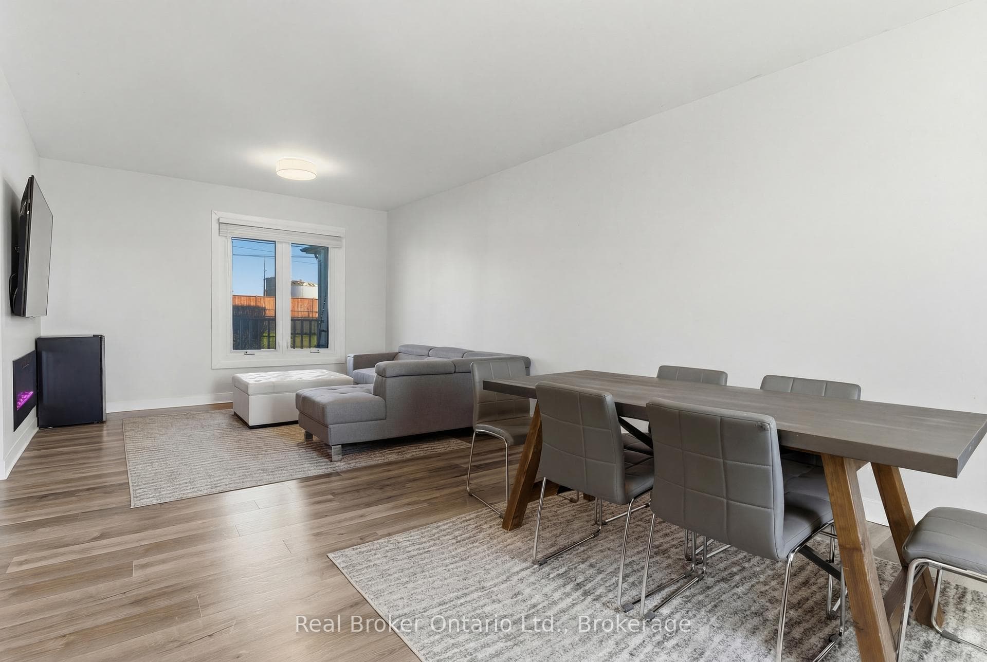 154 Niagara Falls Road photo 10