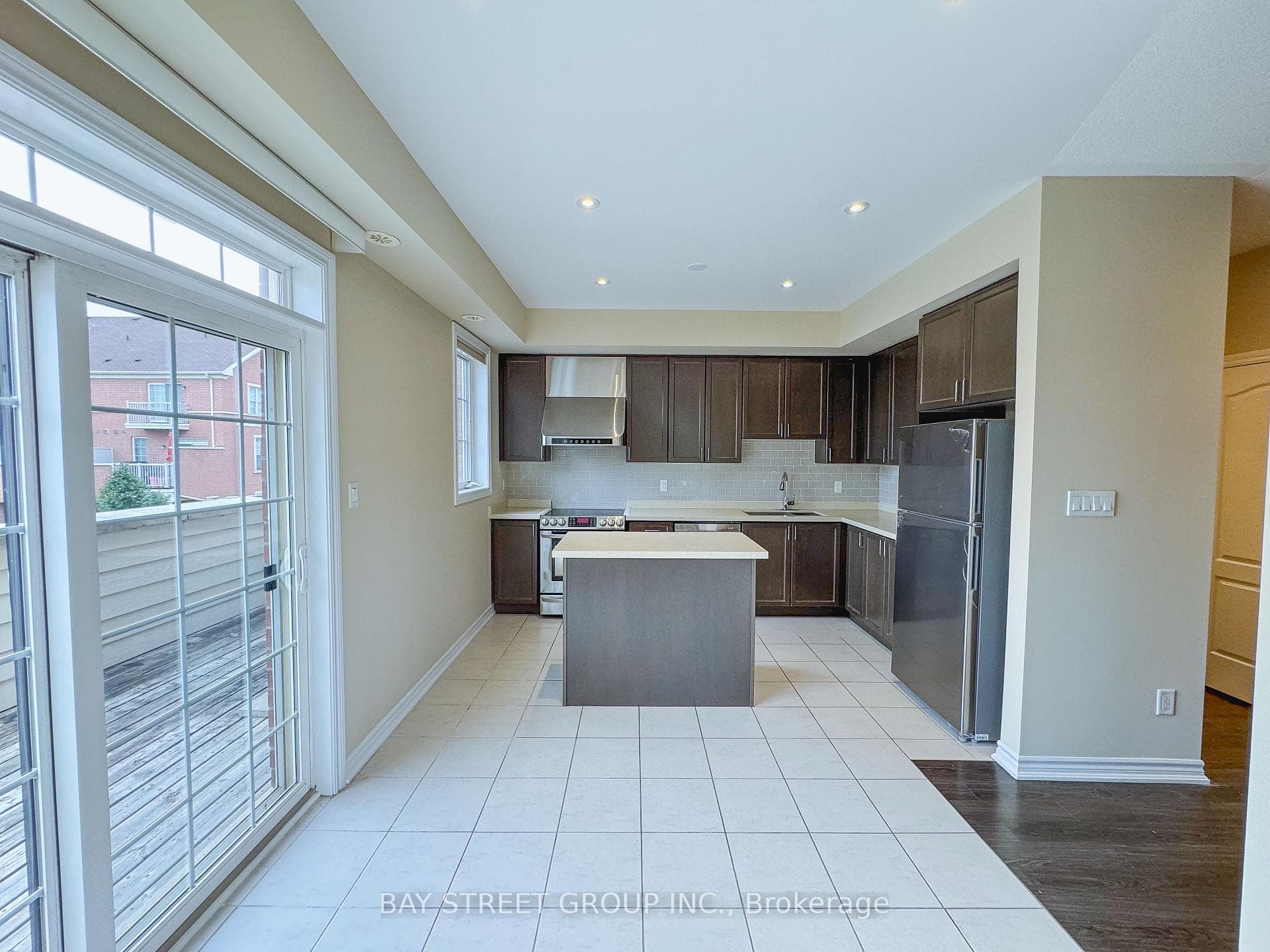 1 Empress Of Australia Lane photo 18