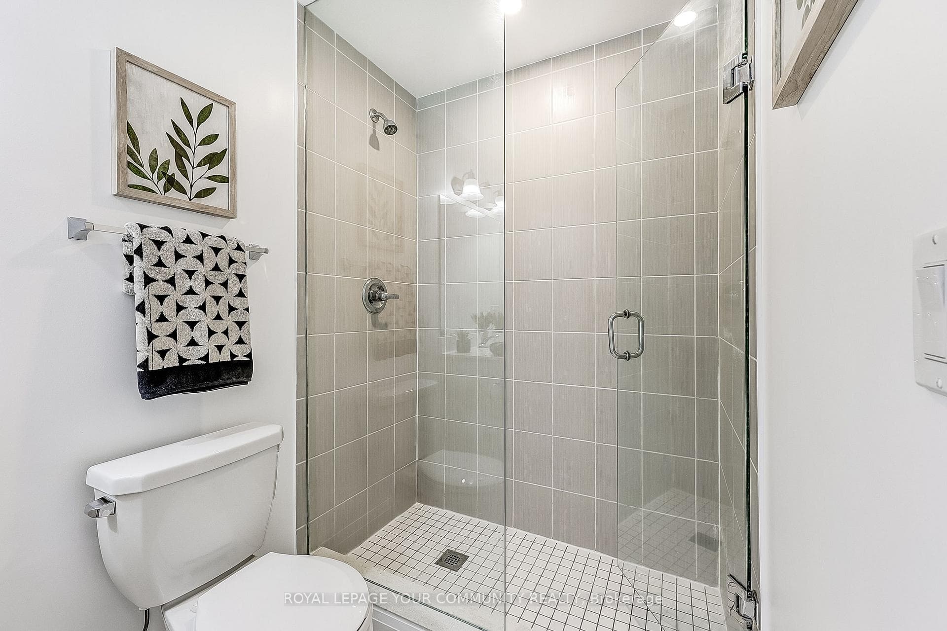 5279 Highway 7 N/A Unit B602 photo 26