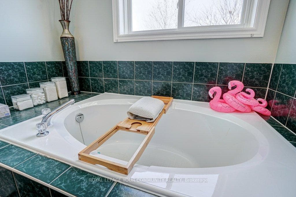 27 Hubert Corless Drive photo 22