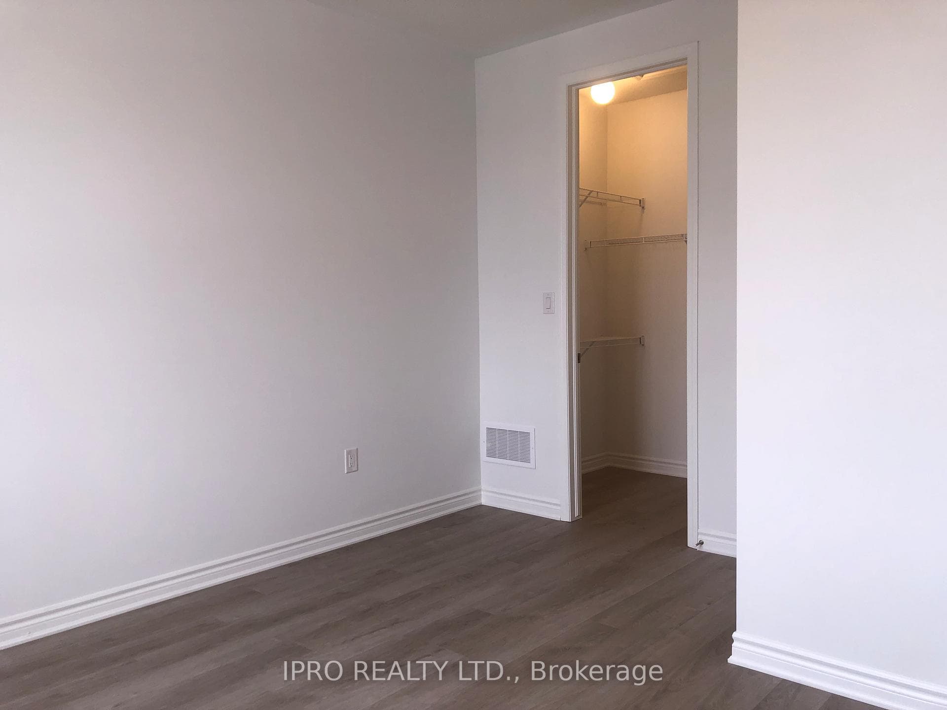 1375 Copley Court photo 10