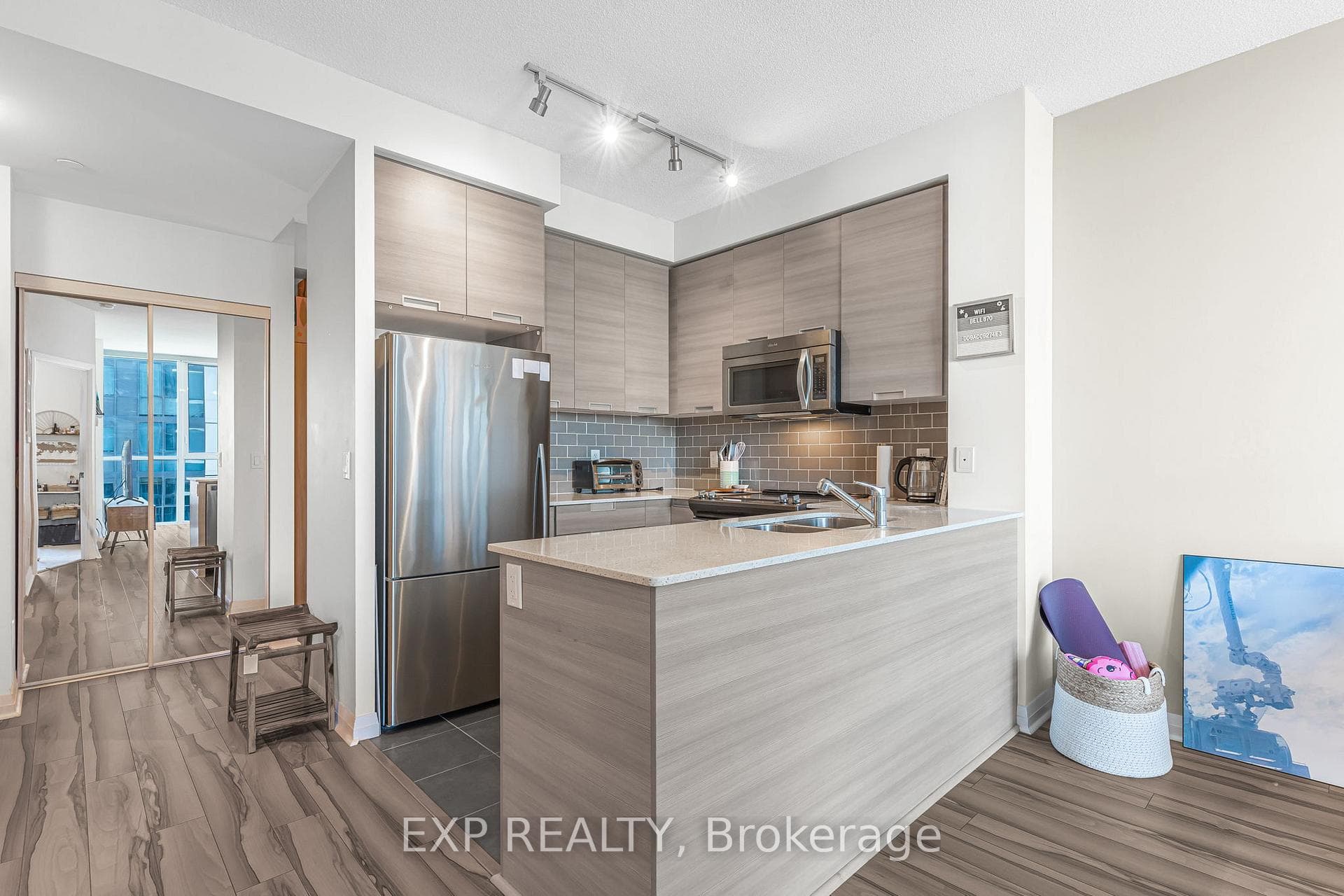 75 Eglinton Avenue Unit 1901 photo 10