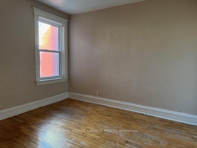 136 Dease Street photo 6