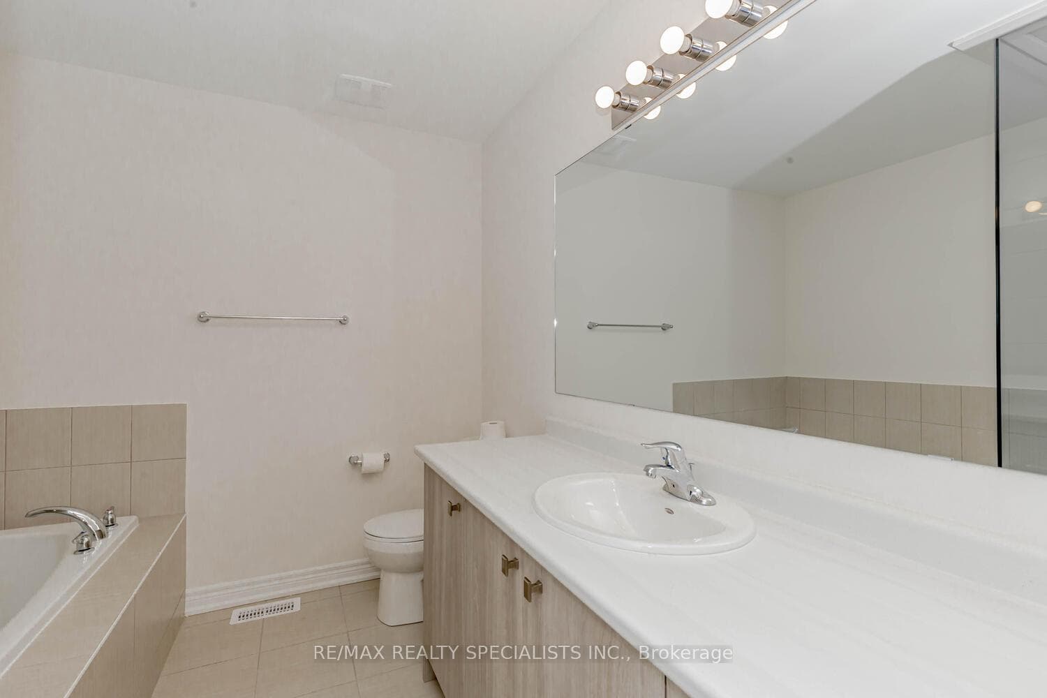 3936 LEONARDO Street photo 22