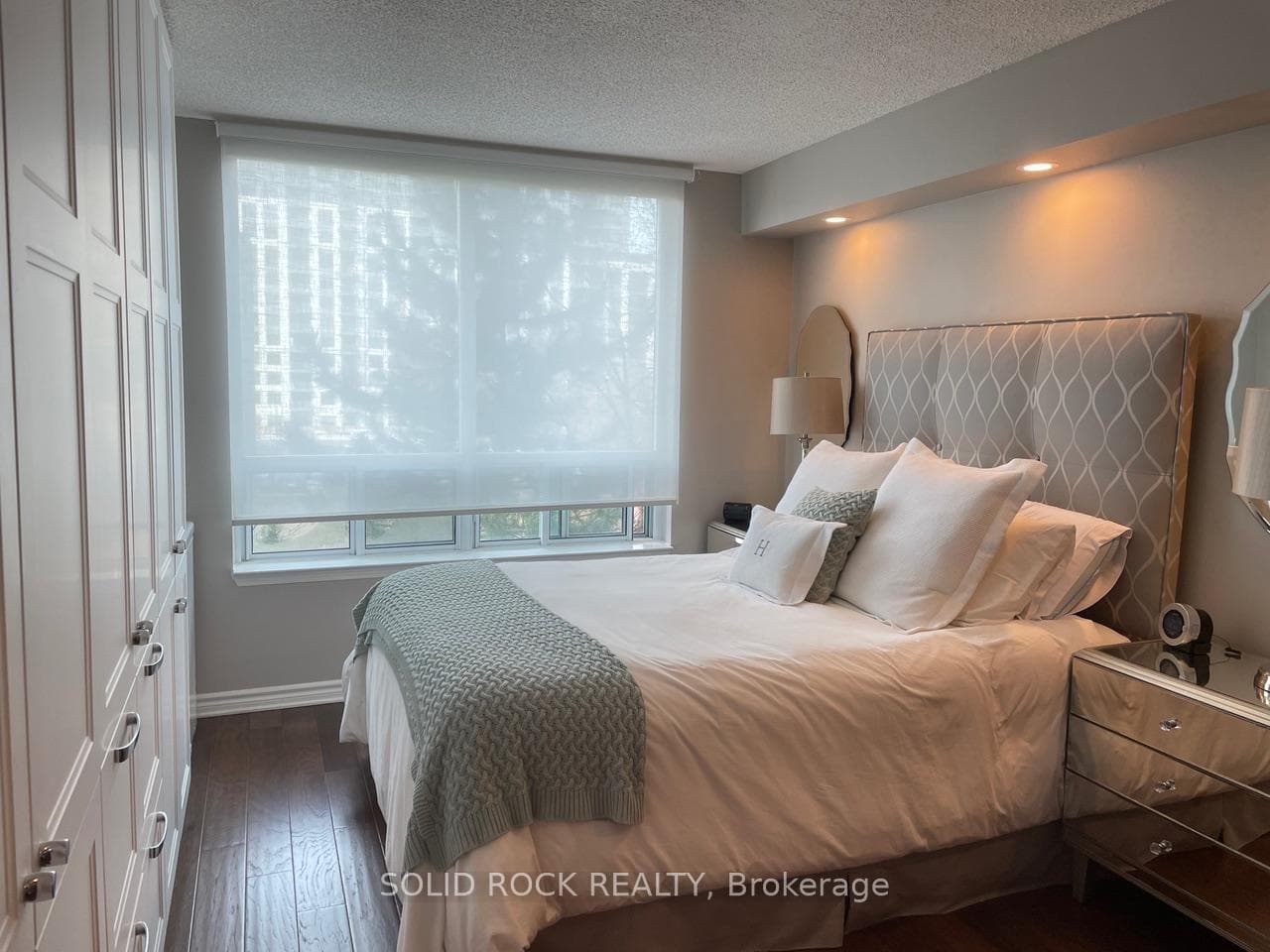 8 Covington Road Unit 408 photo 13