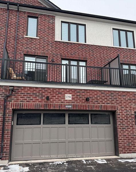 1356 William Halton Parkway photo 2