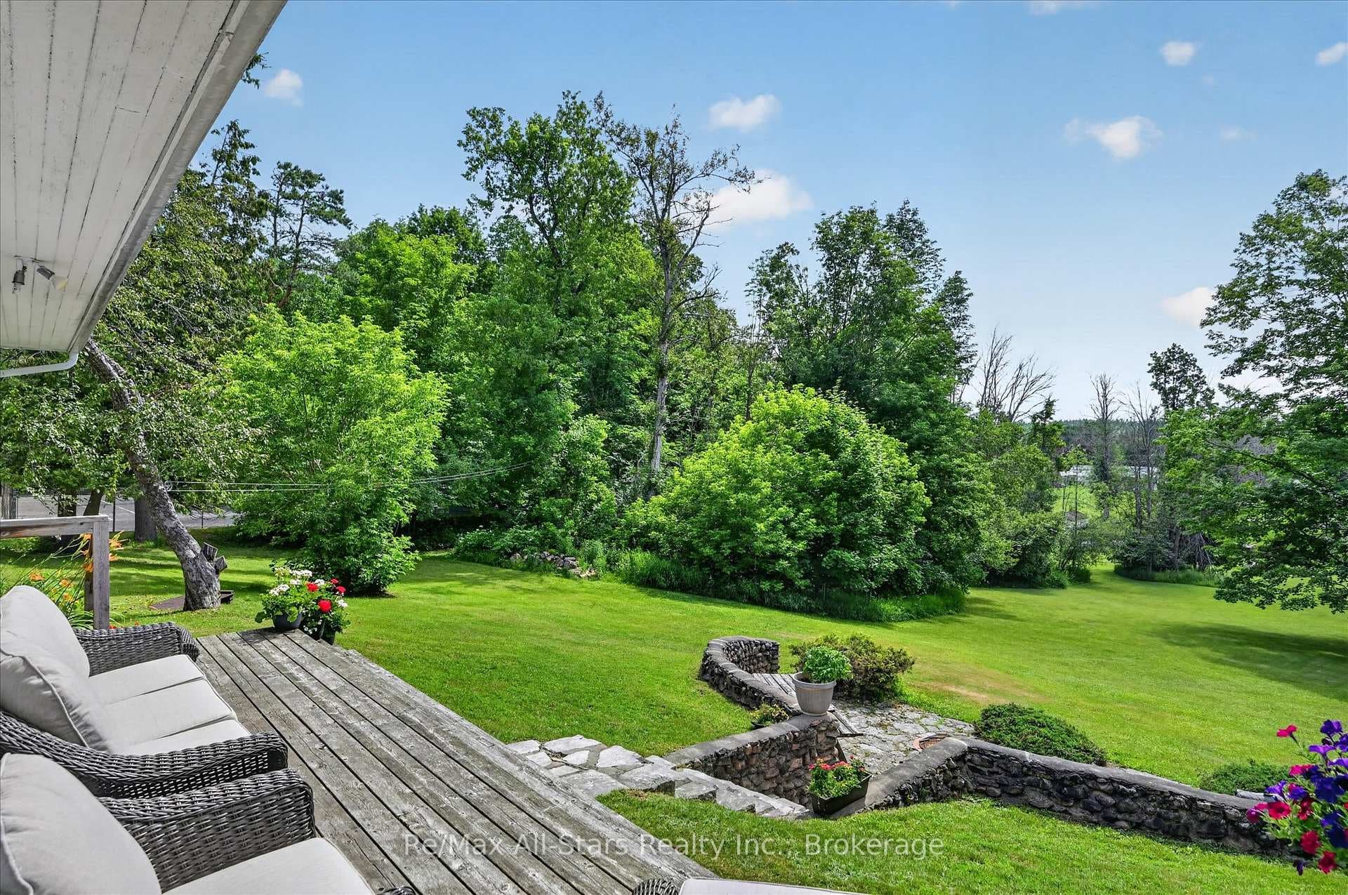 85 Grandy Road photo 5