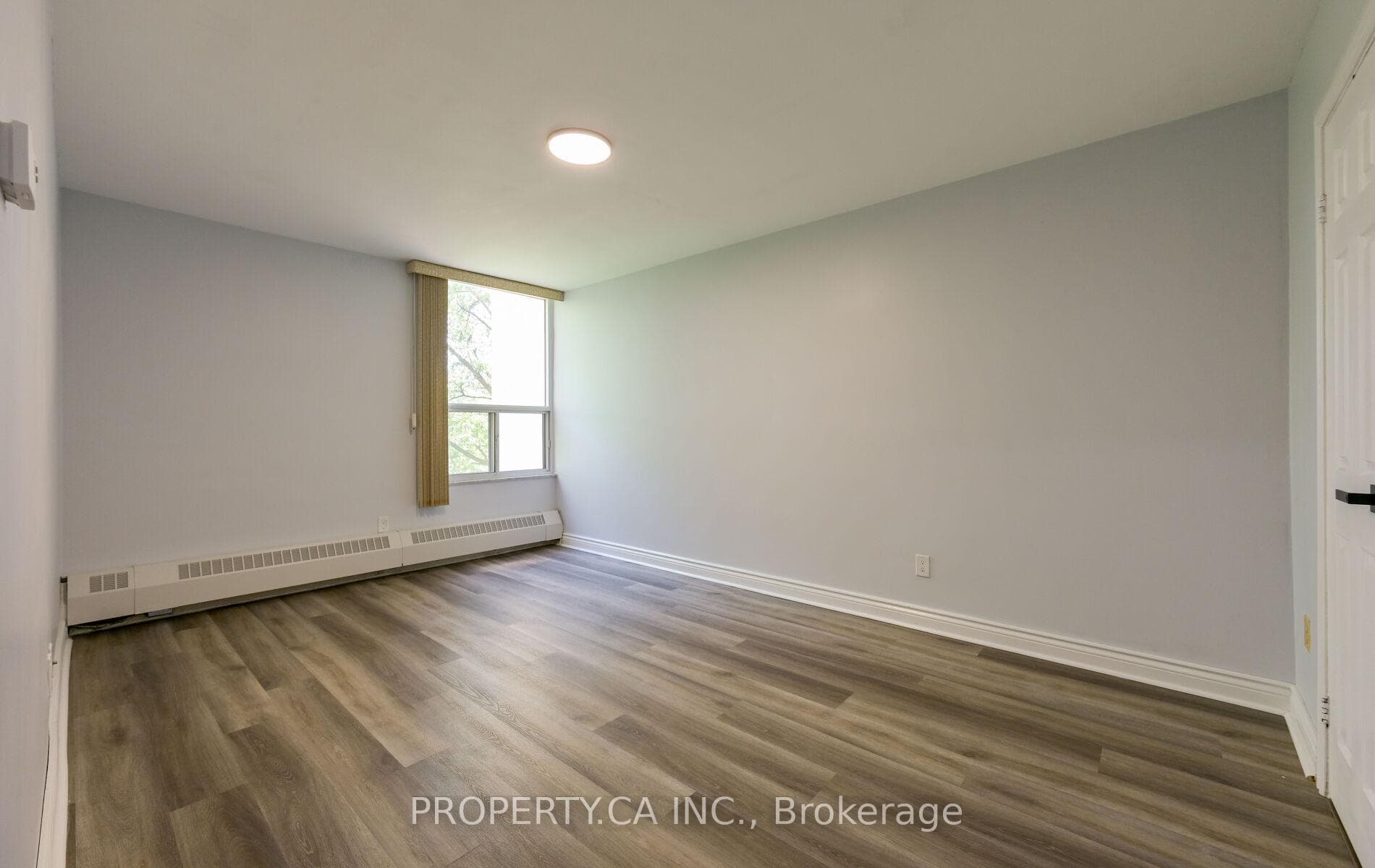 60 Pavane Linkway N/A Unit 207 photo 7