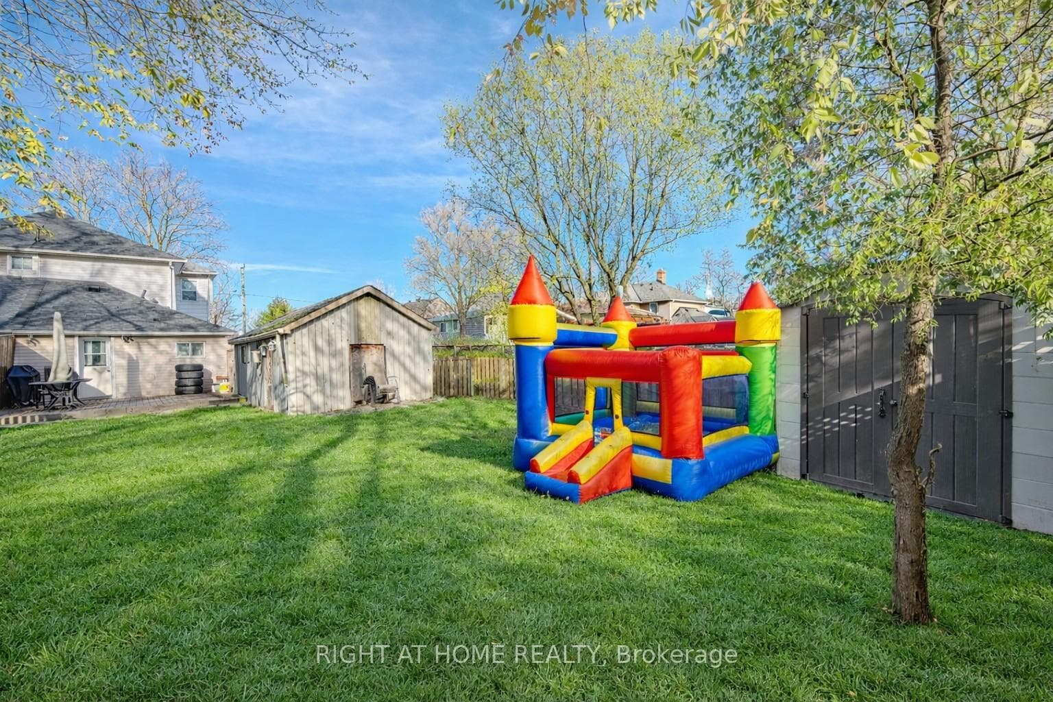 126 Poplar Avenue photo 16