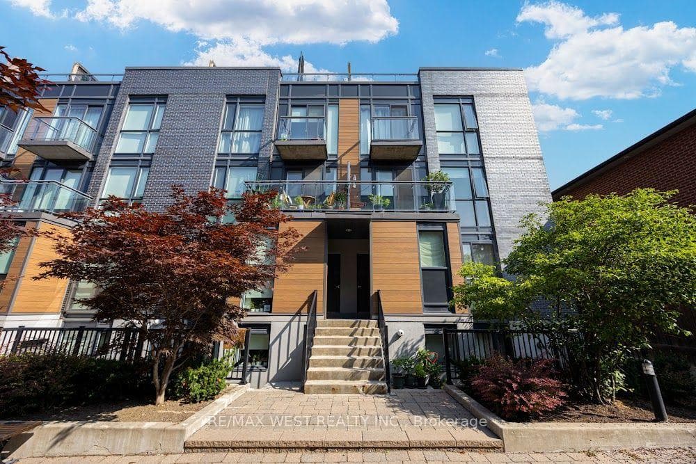 47 Macaulay Avenue Unit 603 photo 1