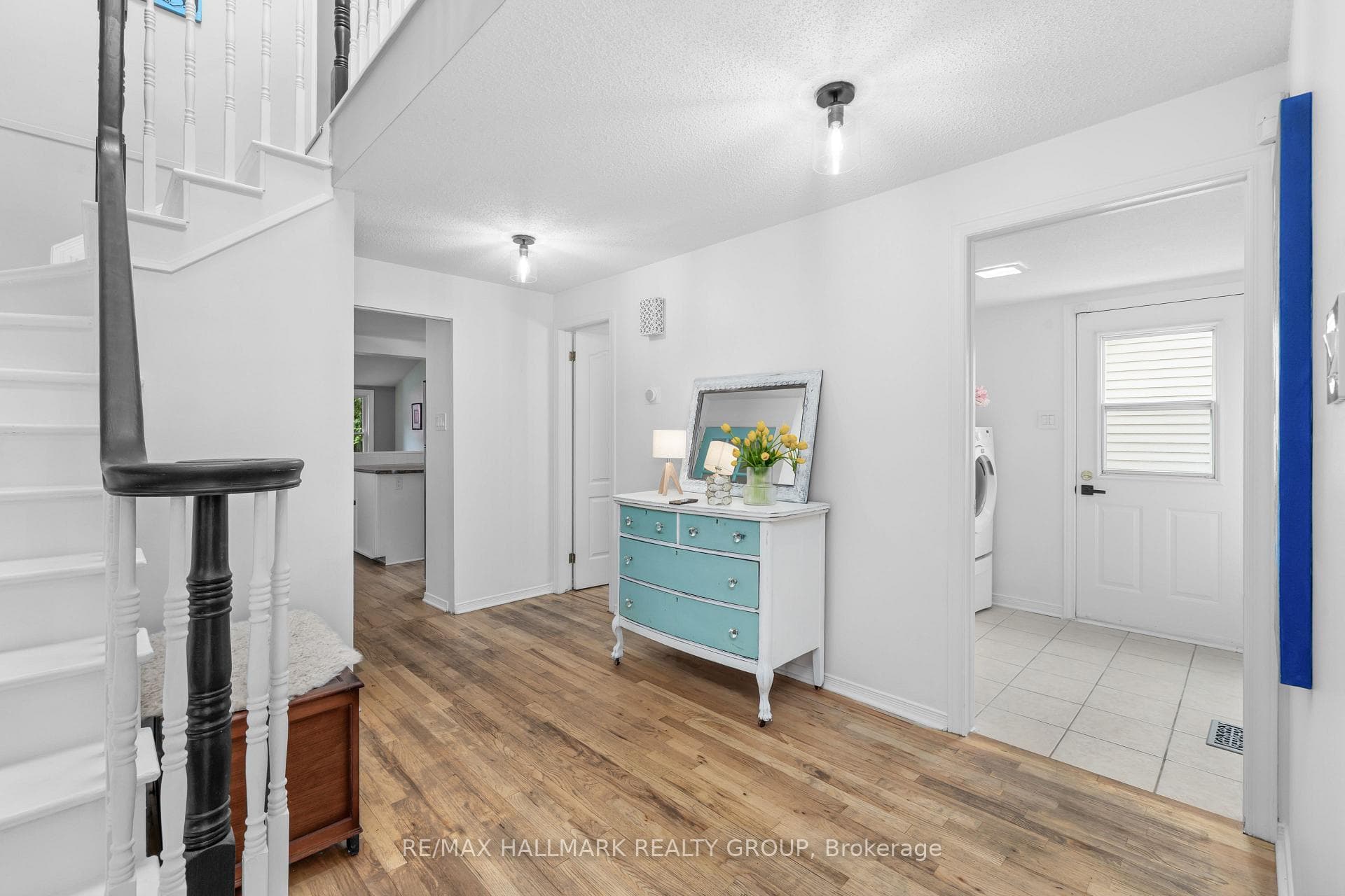 652 Thicket Way photo 6