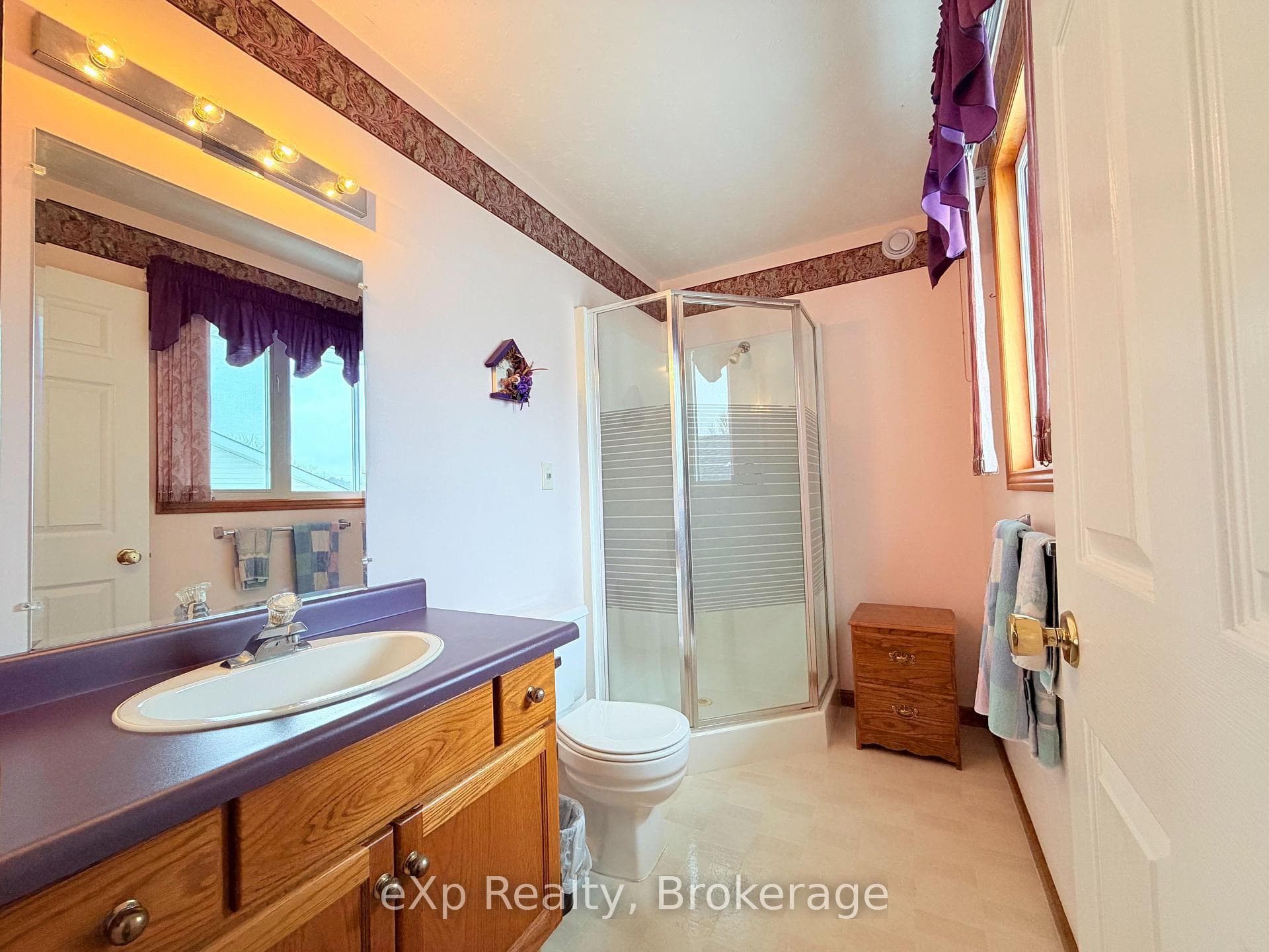 27 Willow Street photo 15