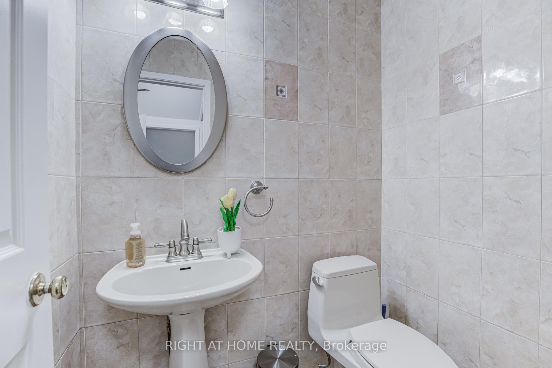 14 Belsay Court photo 16