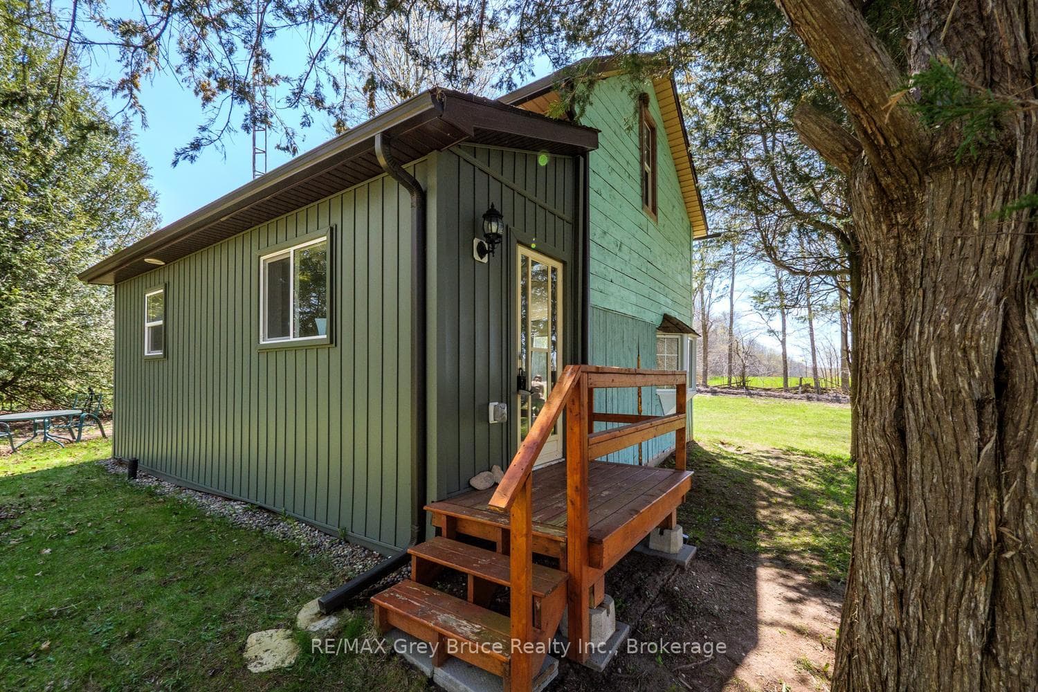 130 Crooked Hill Road photo 29