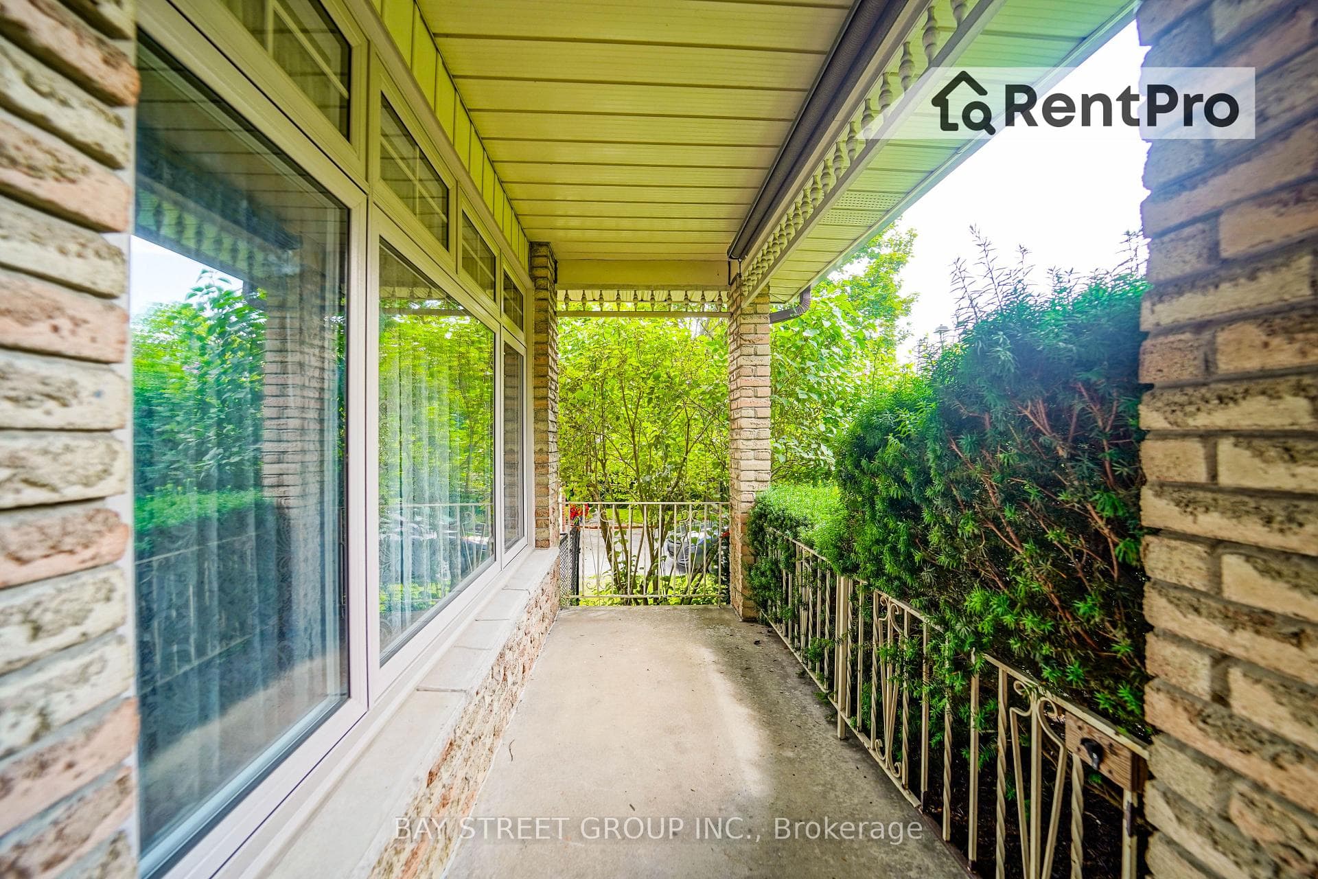 205 Peterwood Court photo 4