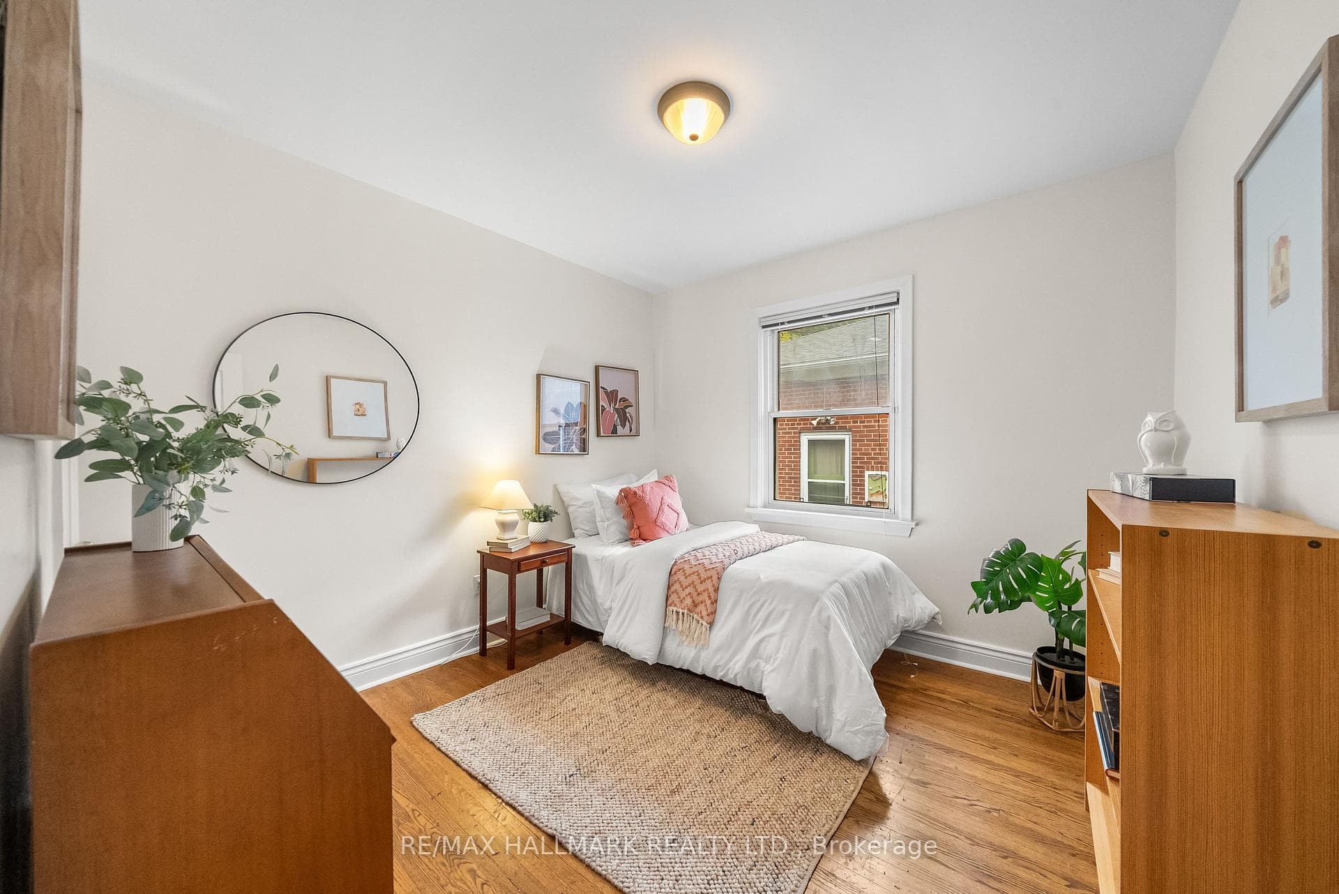 266 Chine Drive photo 21