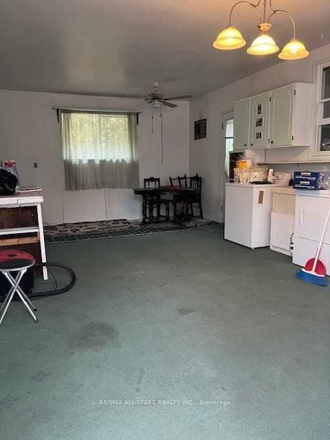 869 Sturgeon Road photo 9