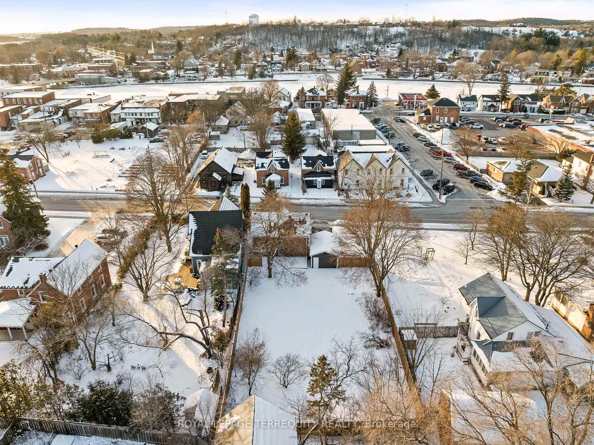 49 Doxsee Avenue photo 27