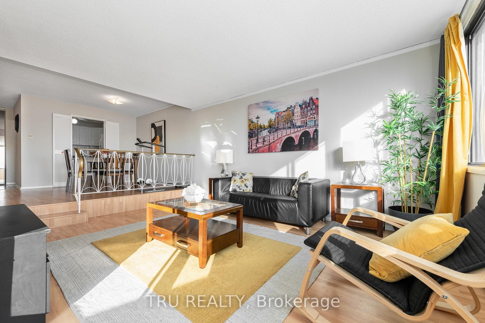415 GREENVIEW Avenue Unit 805 photo 13