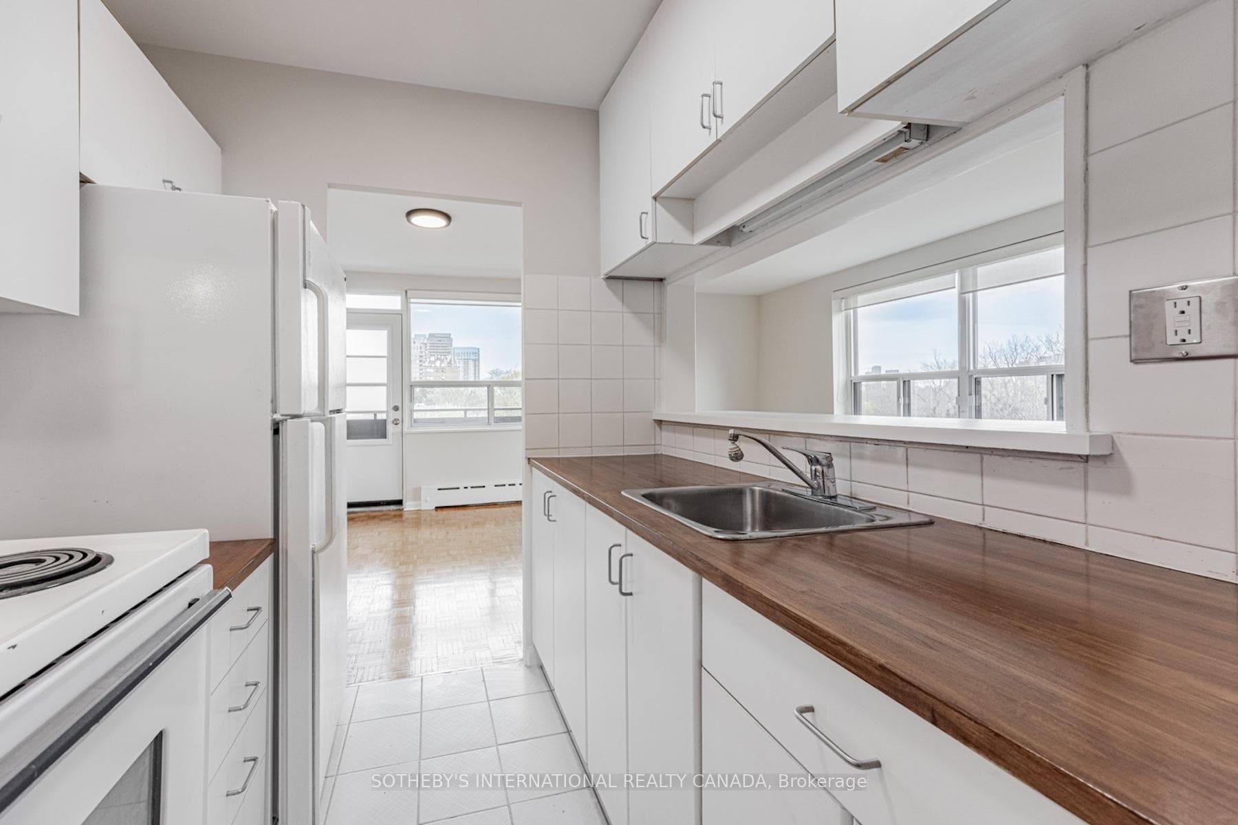 78 Warren Road Unit 601 photo 7