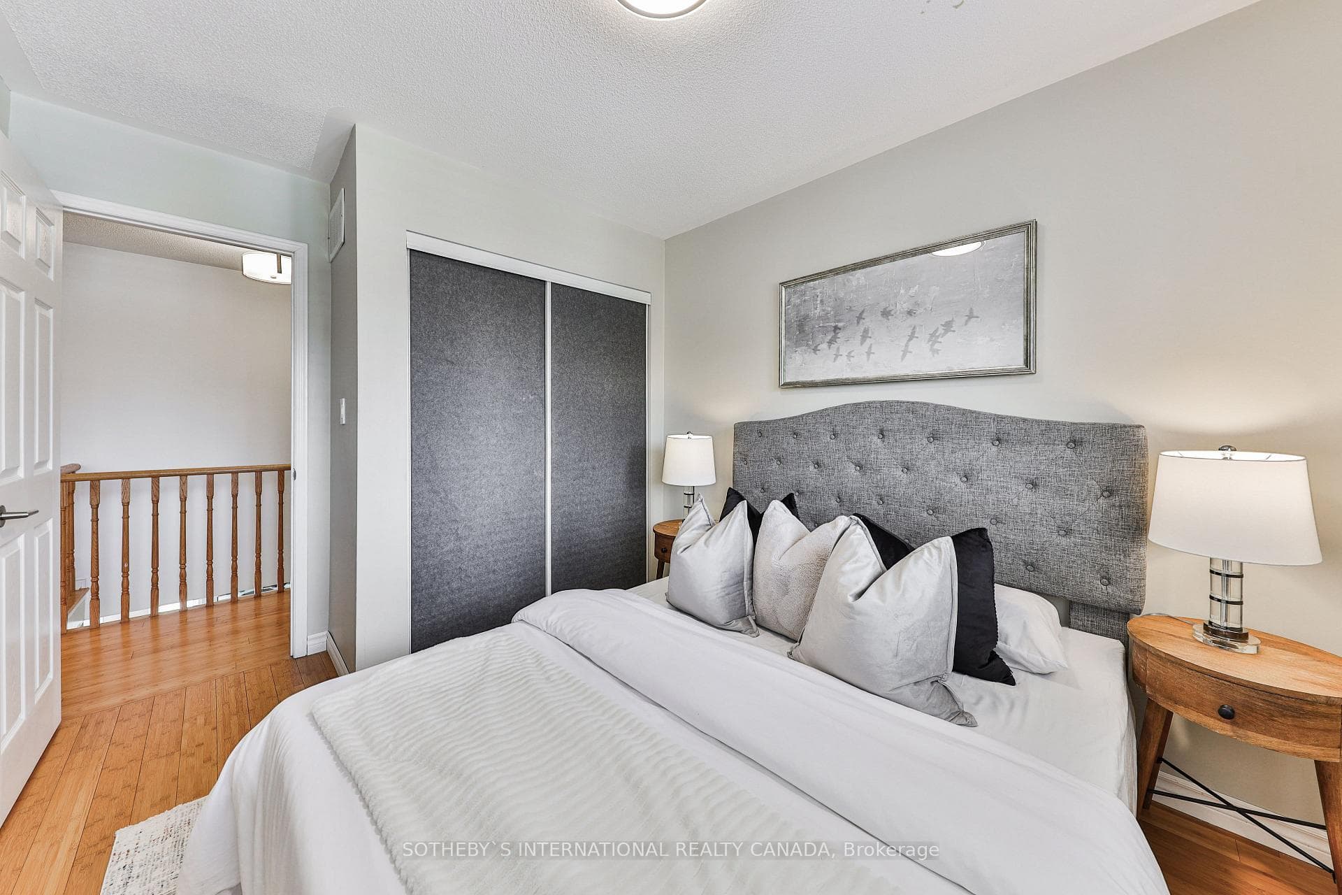 401 Kittridge Road photo 25