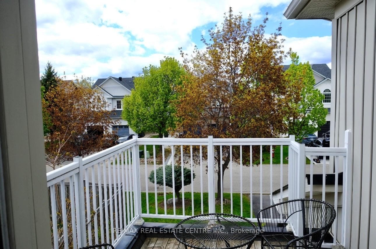 928 Golden Farmer Way photo 14