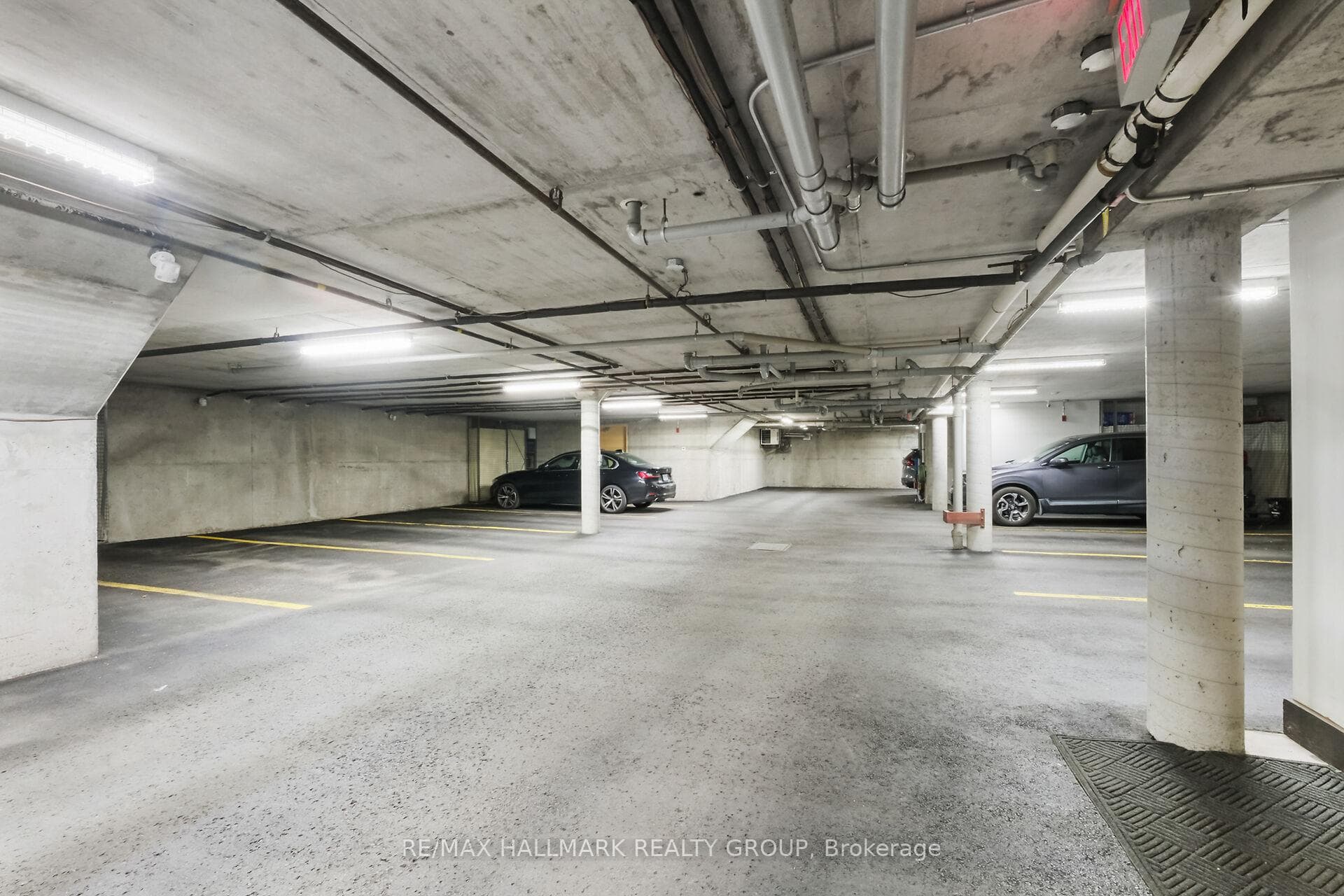 131 Robson Court Unit 1A photo 44
