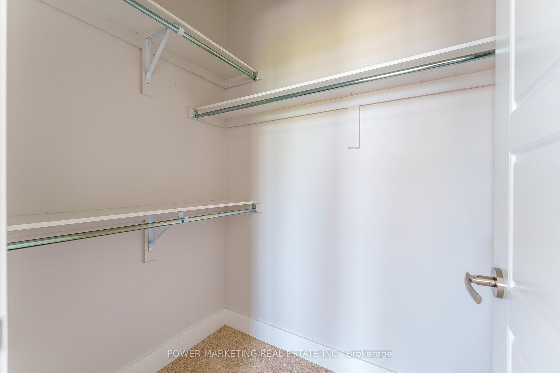 635 Perseus Avenue photo 27