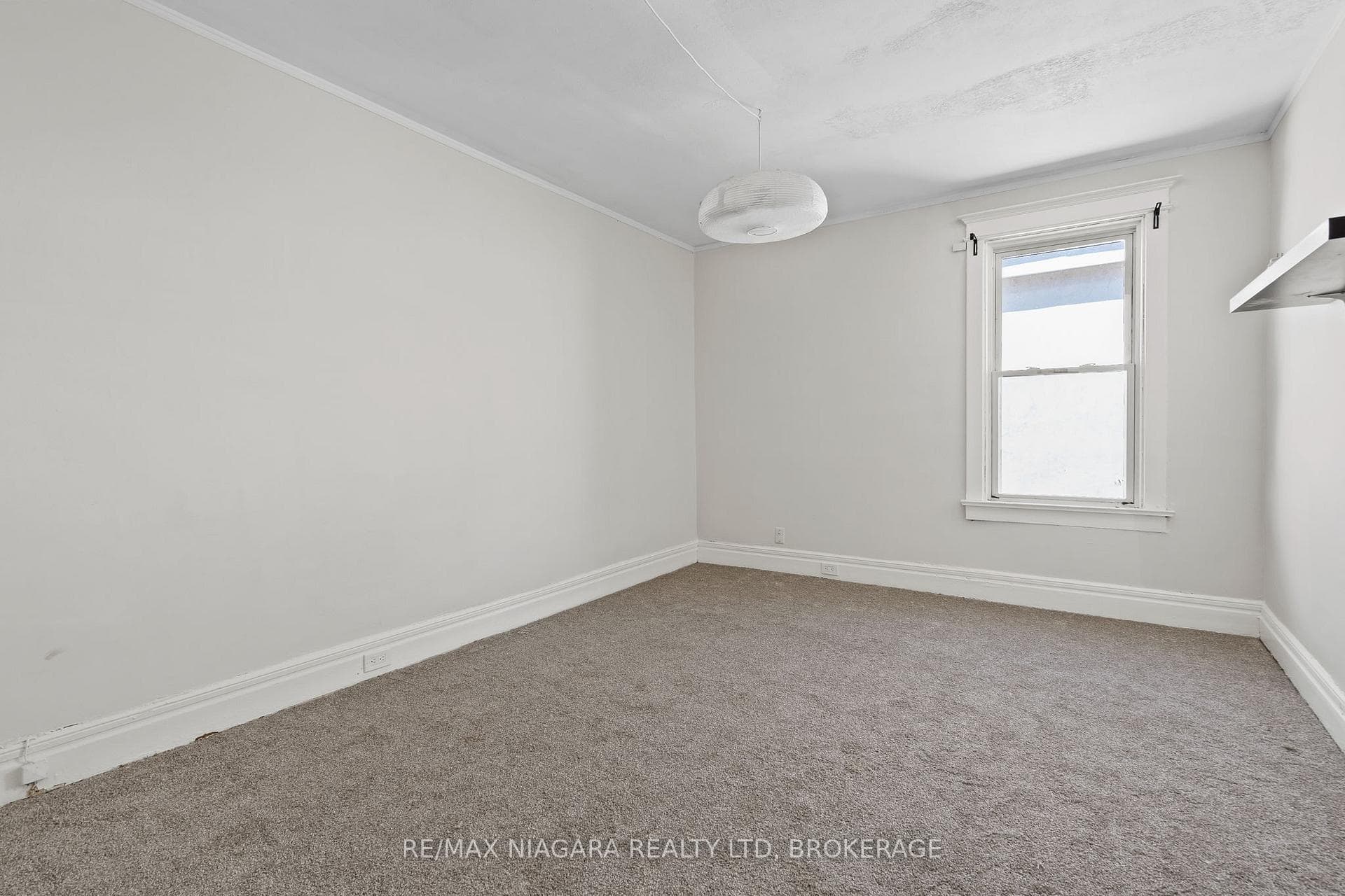78 Chaplin Avenue photo 18