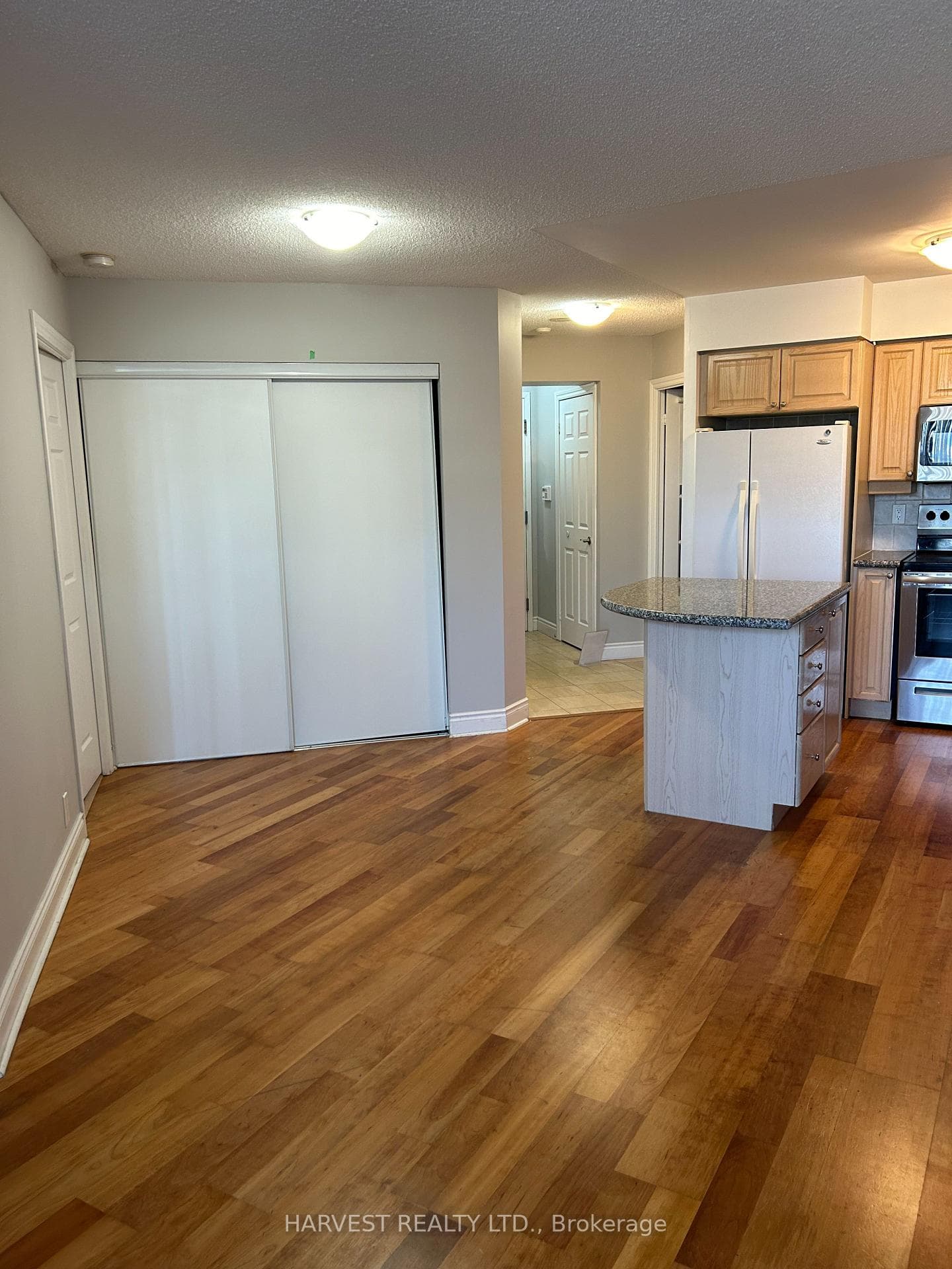 80 Harrison Garden Boulevard Unit 1015 photo 14
