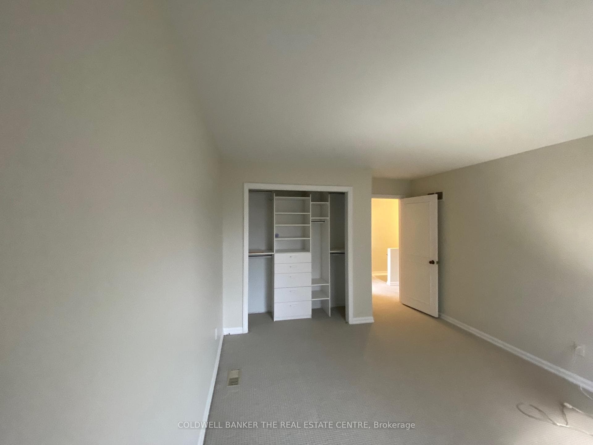 1073 Avenue Road Road photo 17