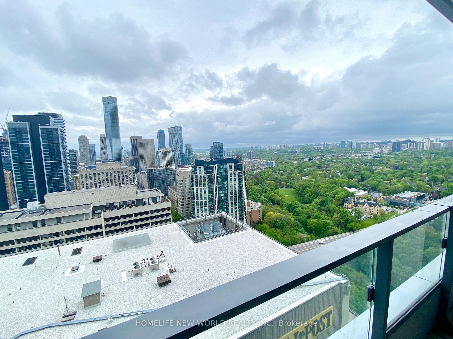 395 Bloor Street Unit 3102 photo 12
