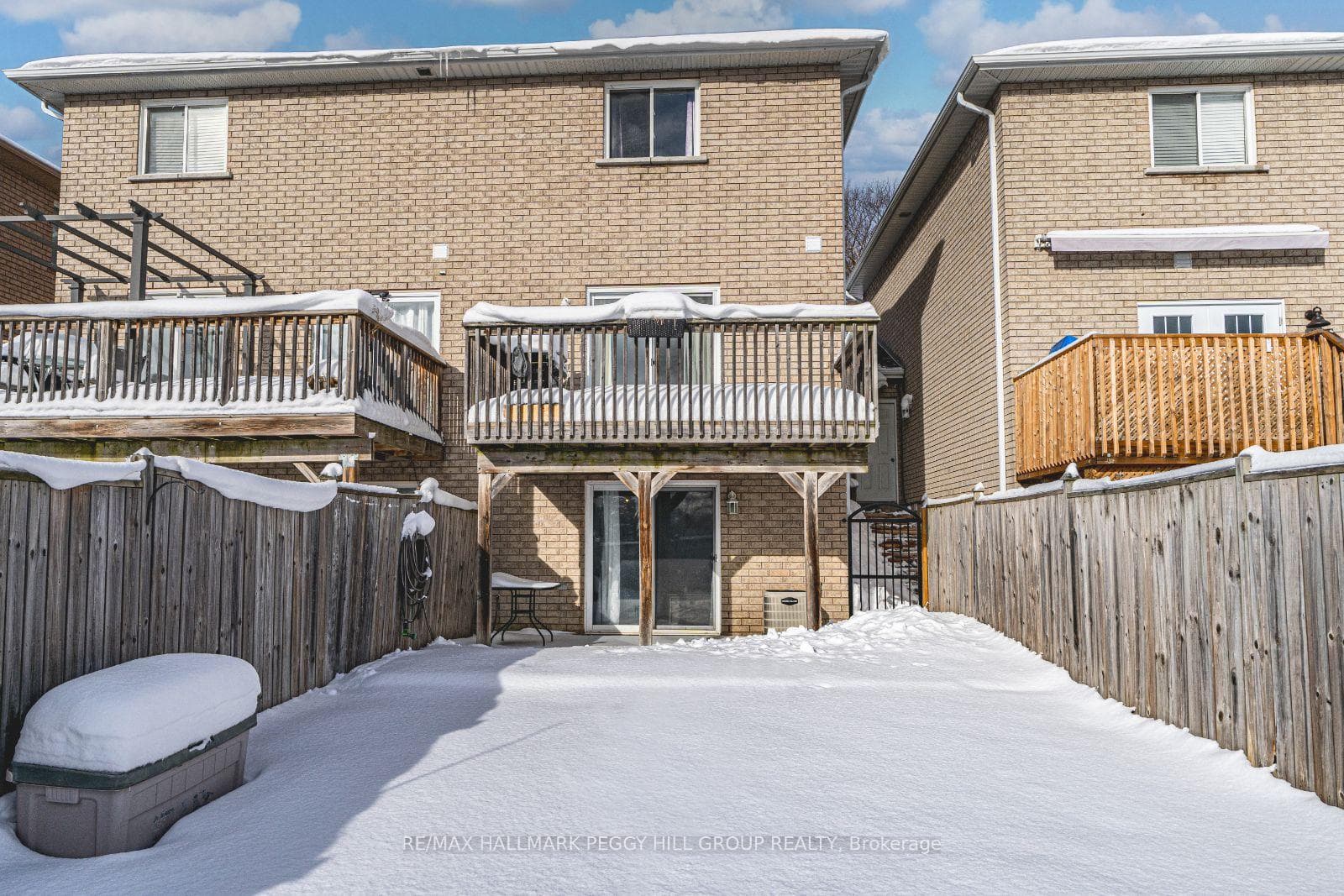 163 Southwinds Crescent photo 16