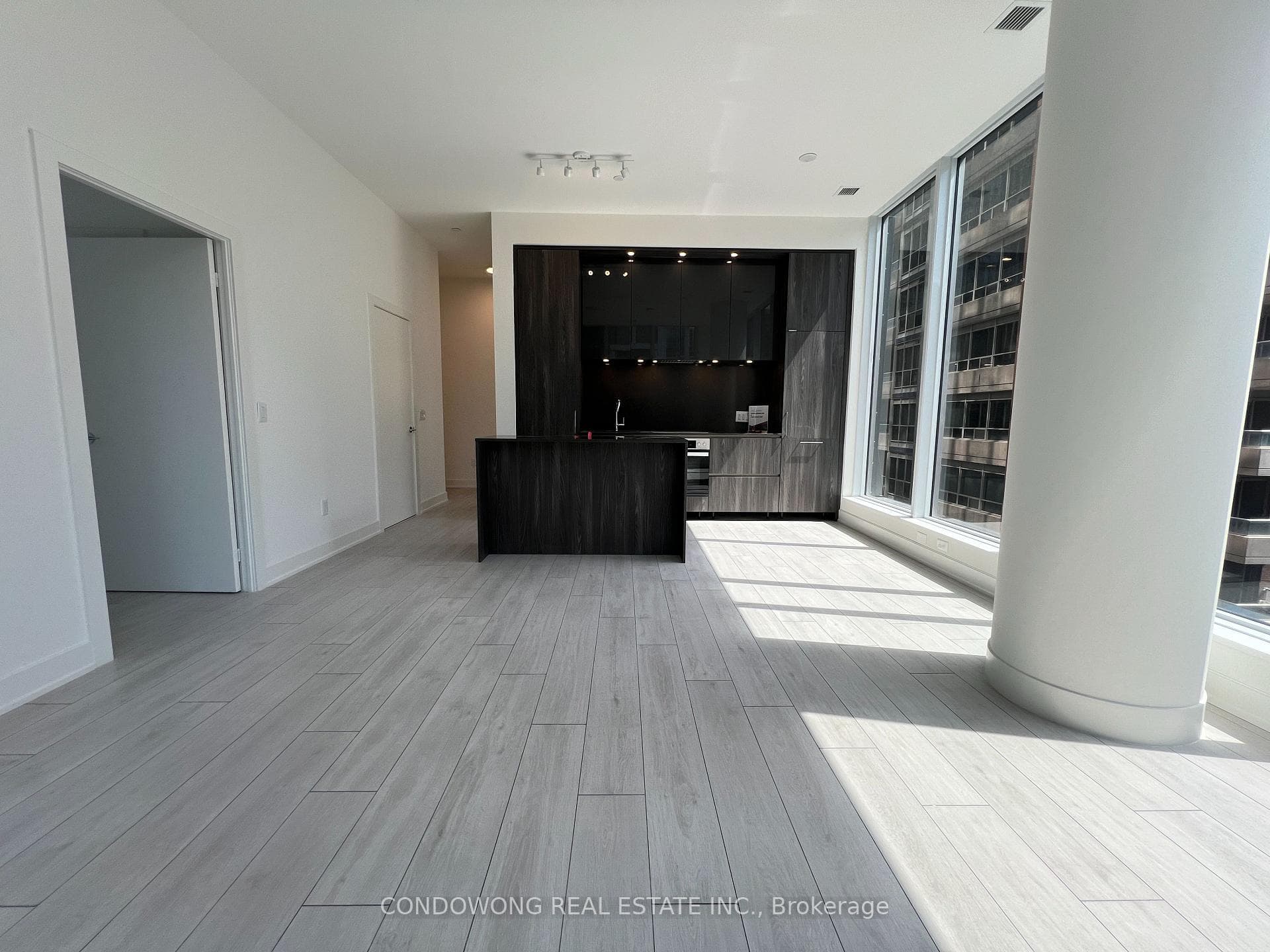 15 Mercer Street Unit 809 photo 1
