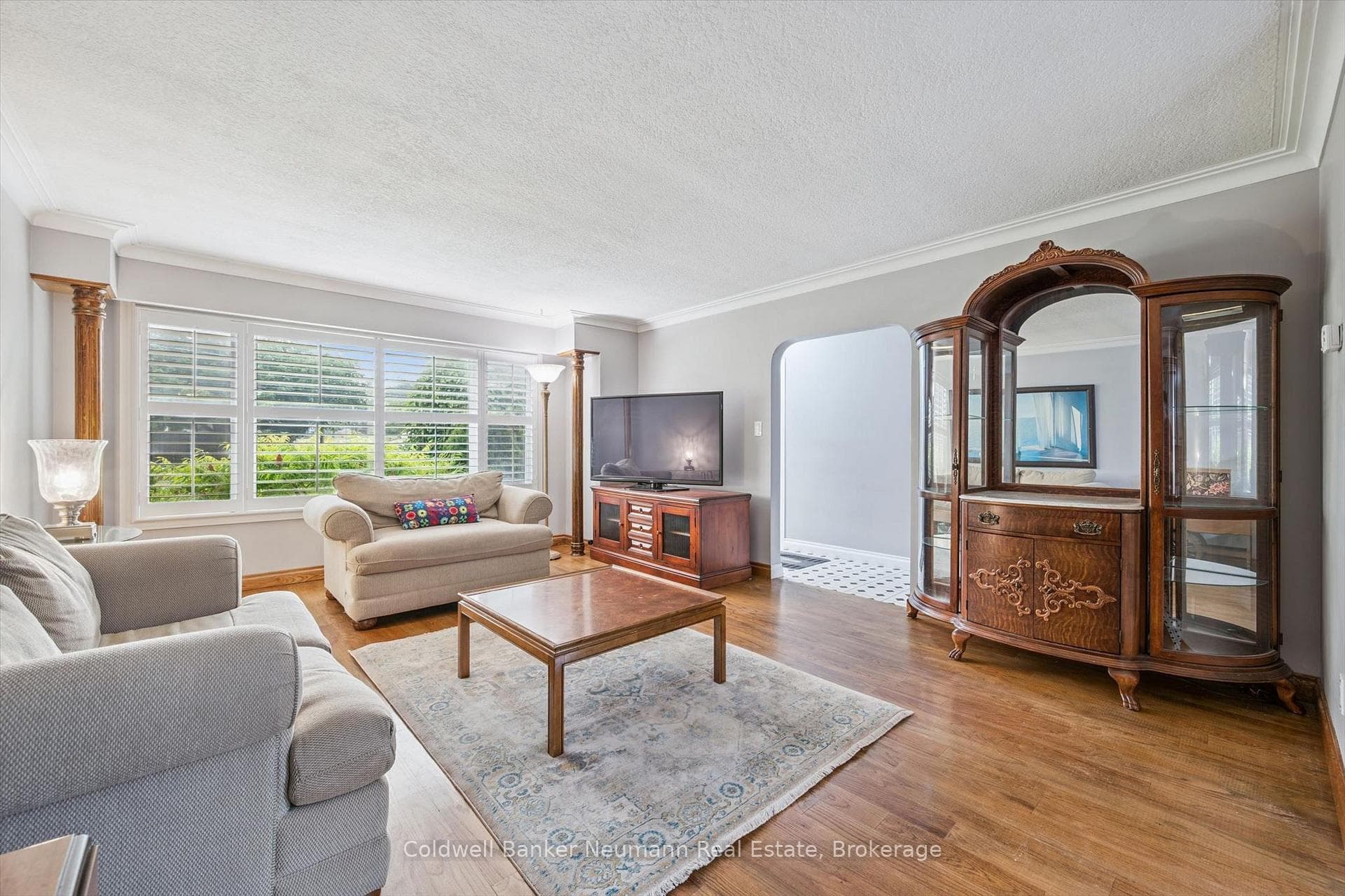 195 Victoria Road photo 7