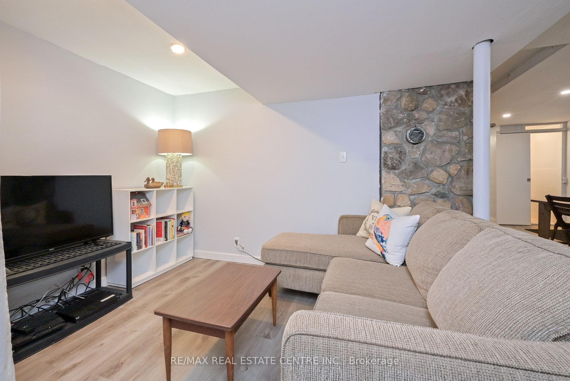 222 Wiles Lane photo 22